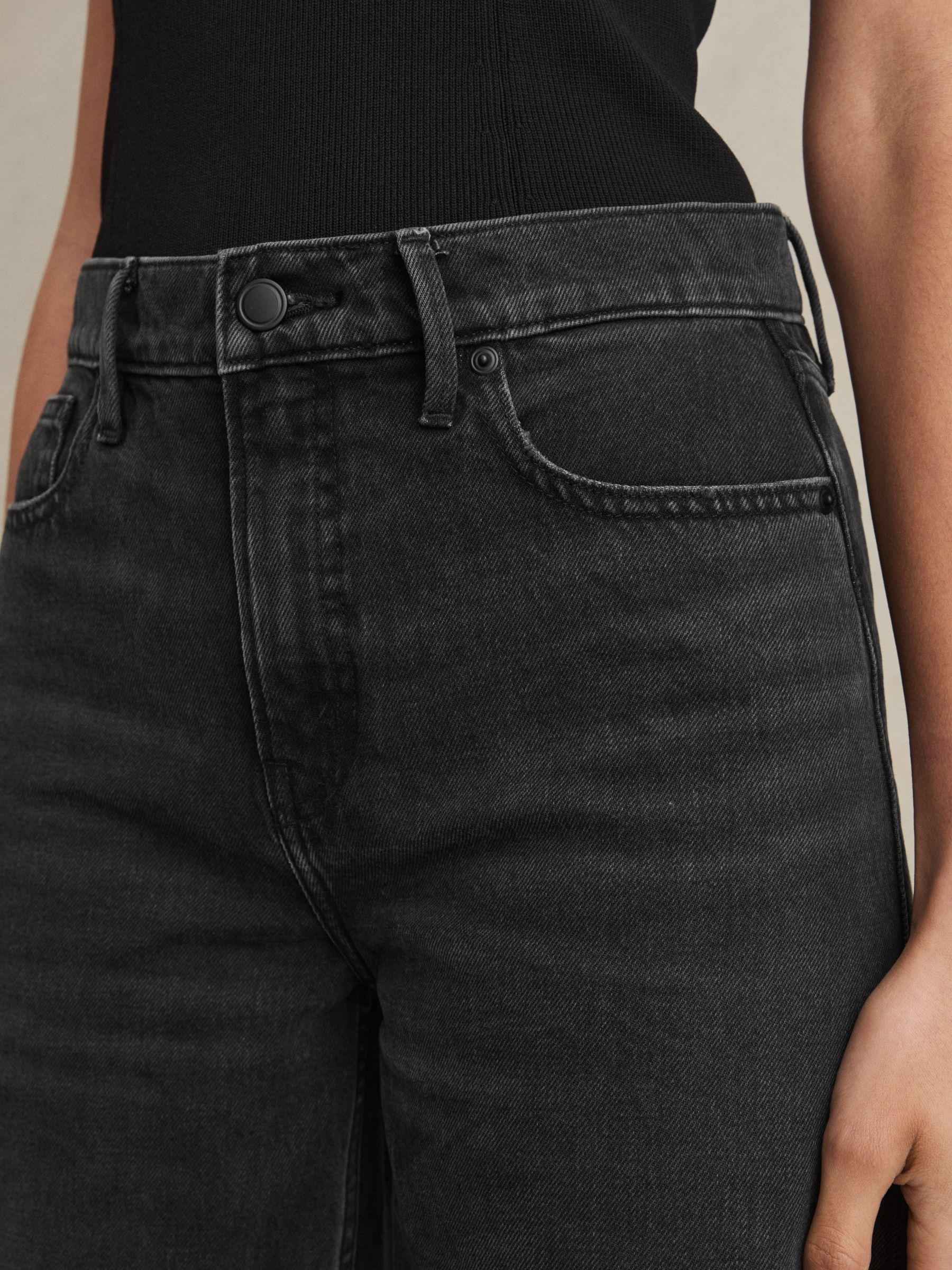 Good American Relaxed Barrel Jeans in Black Product Image
