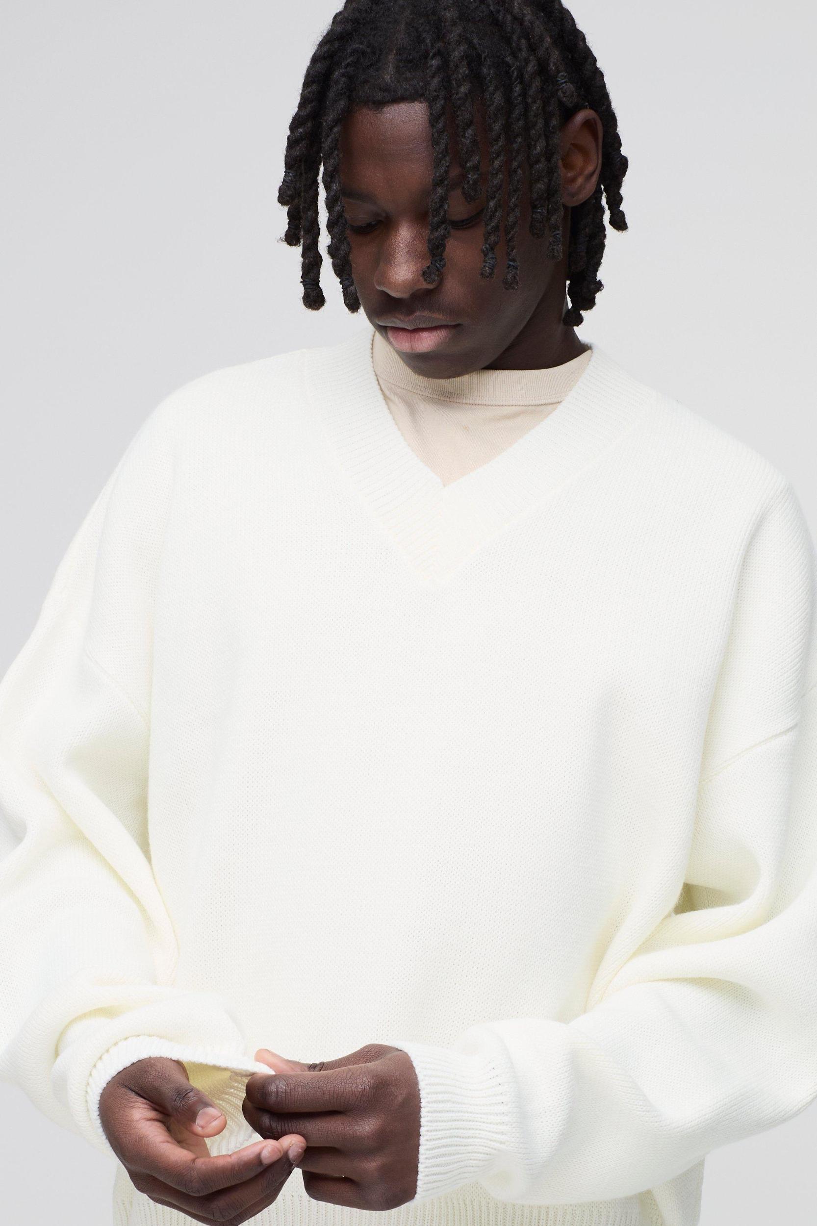 Oversized Boxy V Neck Knitted Sweater | boohooMAN USA Product Image