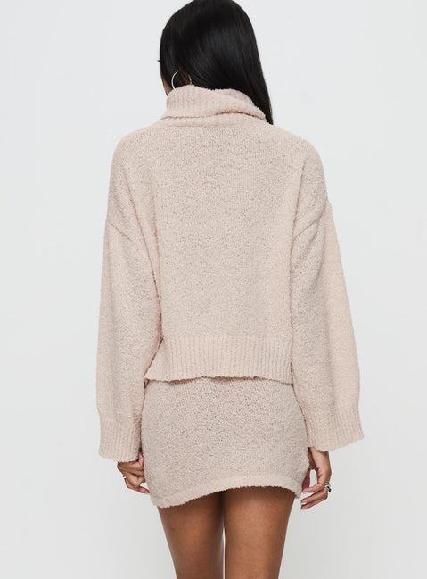 Isavella Set Beige Product Image