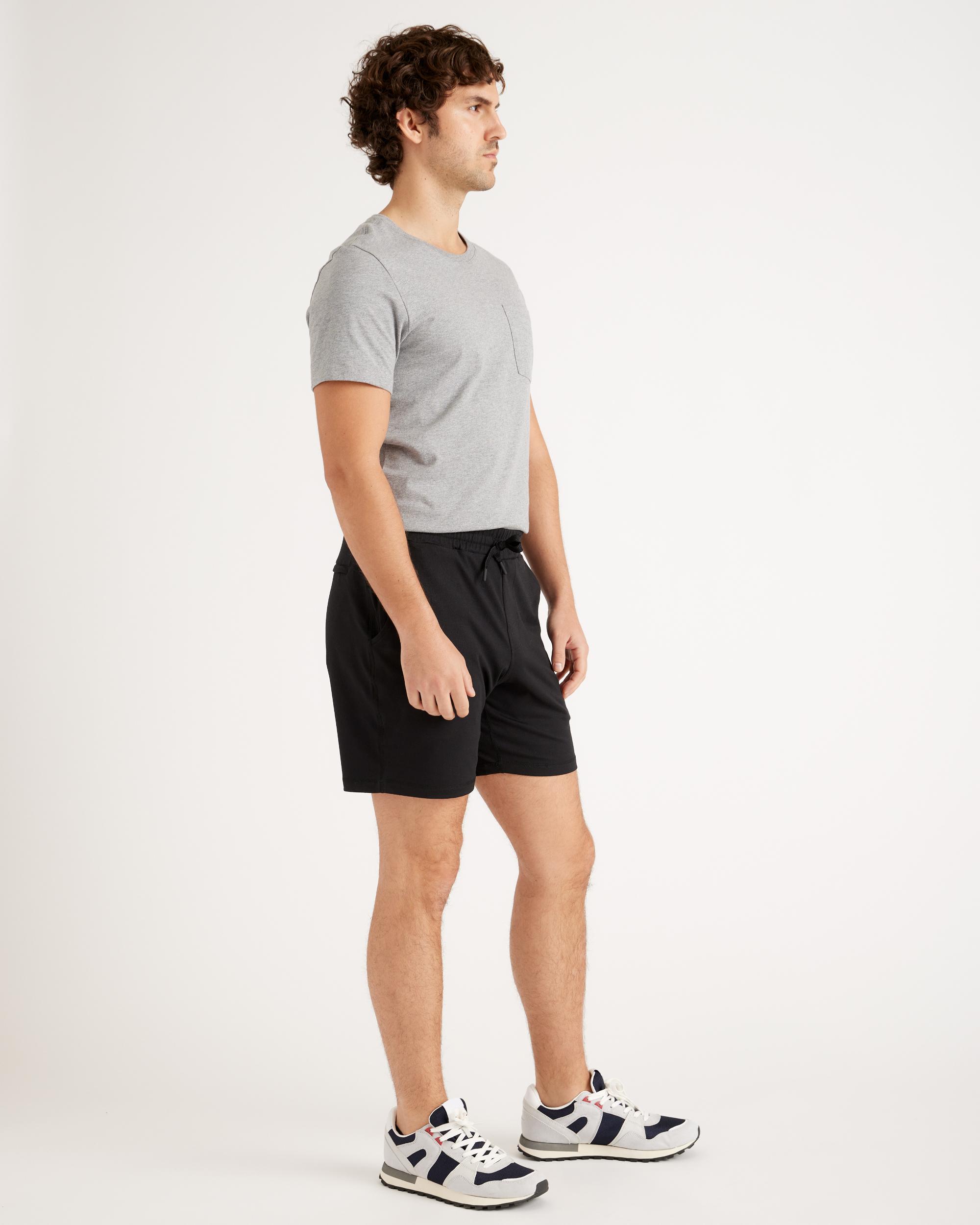 Quince | Men's Flowknit Performance Shorts 7.5" Recycled Polyester Product Image