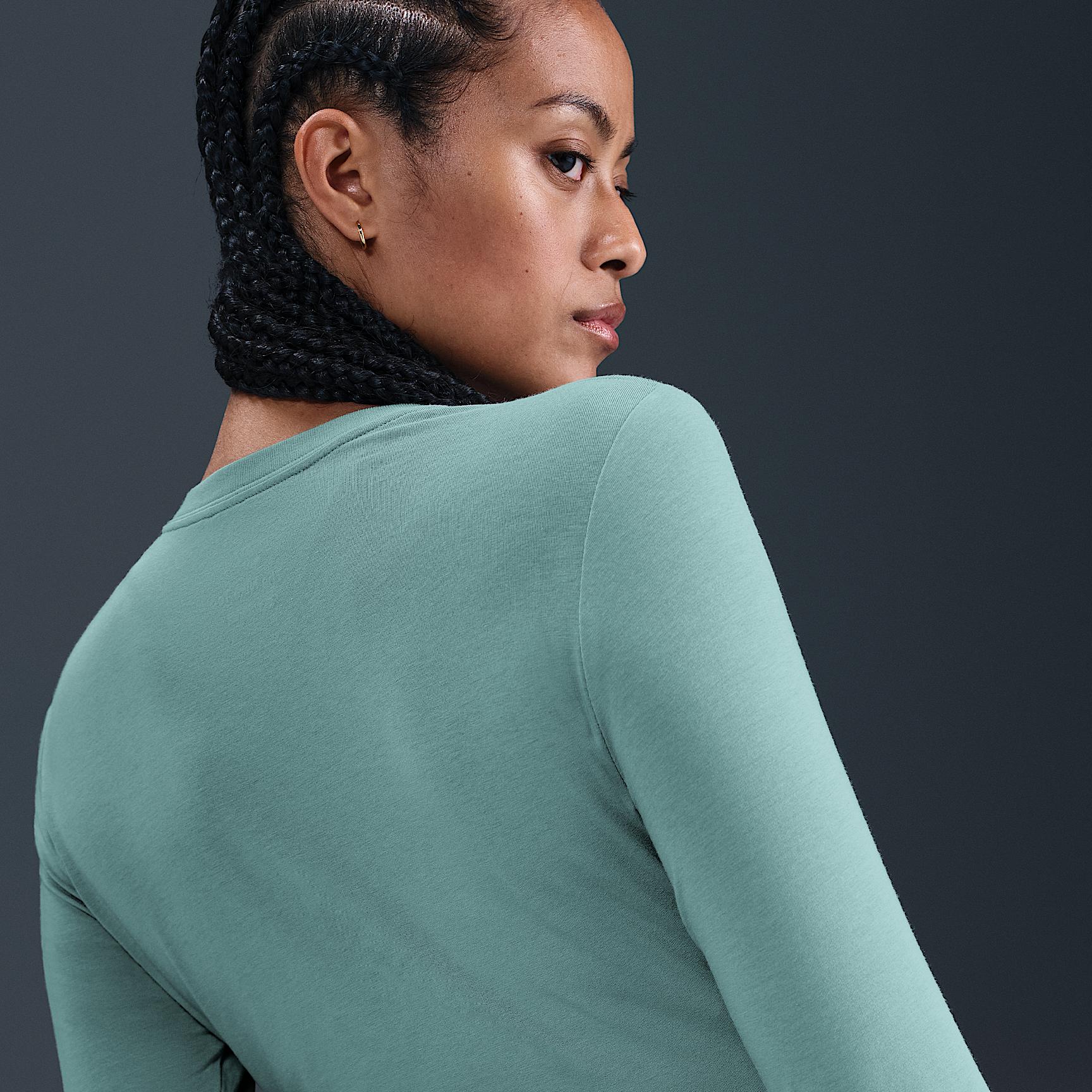 Womens Nike Sportswear Chill Knit Slim Long-Sleeve Cropped Top | HF5322-017 Product Image