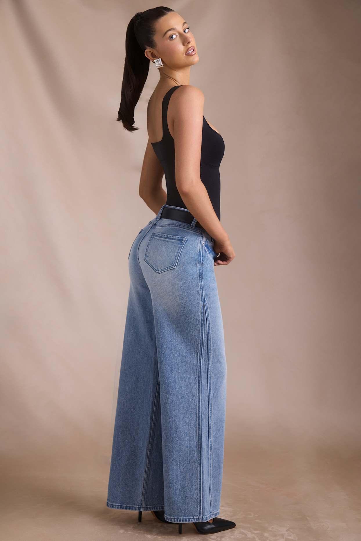 Low-Rise Wide-Leg Jeans in Vintage Wash Product Image