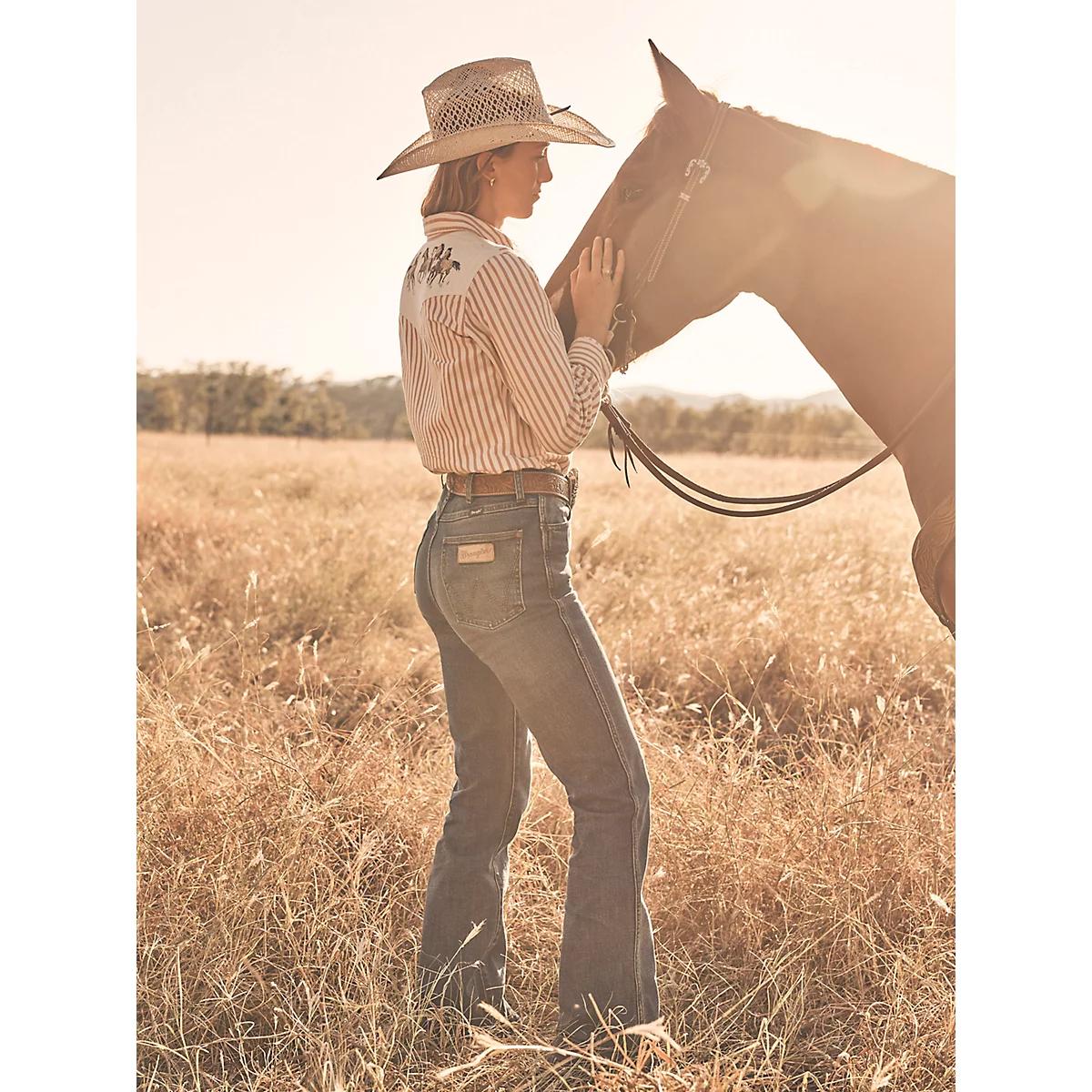 Women's Wrangler Retro® Bailey High Rise Trouser Jean in Vivianna Product Image