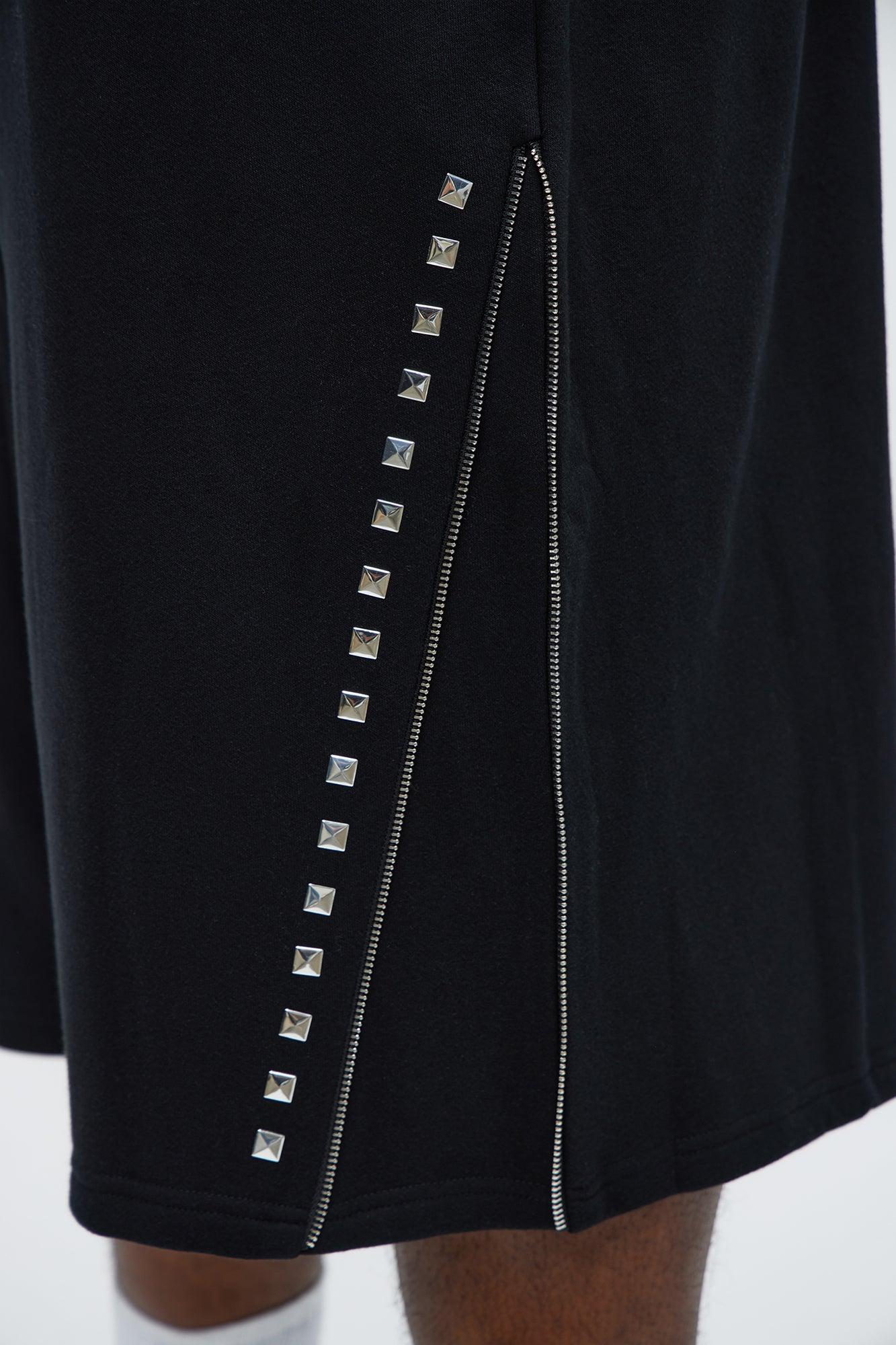 Tyson Baggy Sleaze Studded Shorts - Black Male Product Image