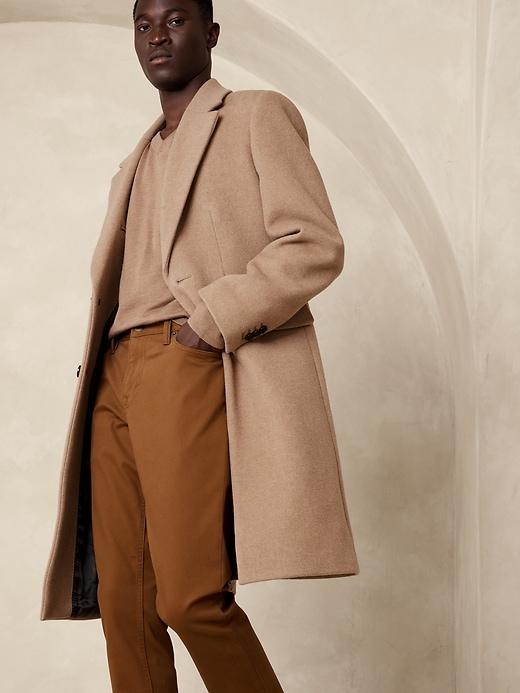 Skinny Traveler Pant Product Image