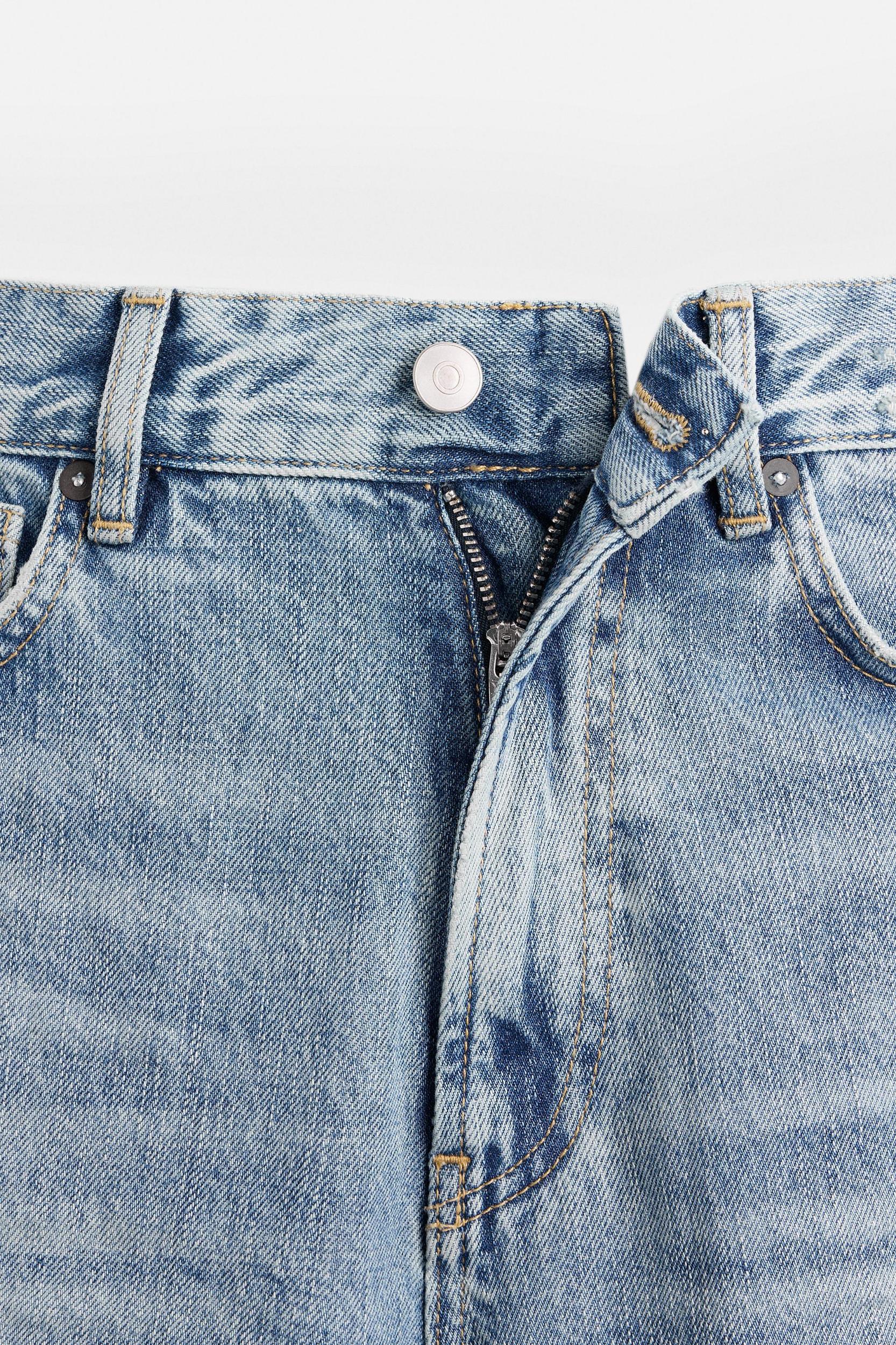 RELAXED FIT JEANS LIMITED EDITION Product Image