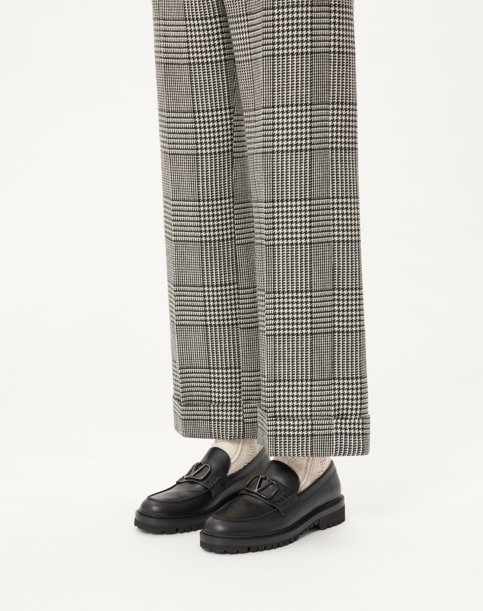 Vlogo Signature Calfskin Loafer  Product Image