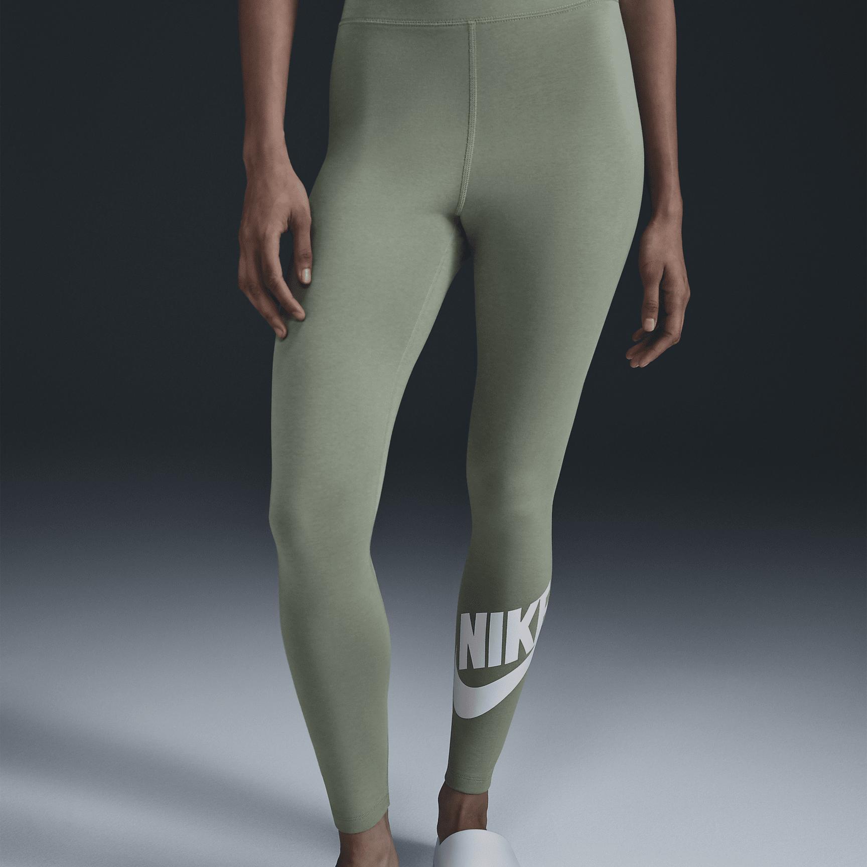 Nike Sportswear Classics Women's High-Waisted Graphic Leggings Product Image
