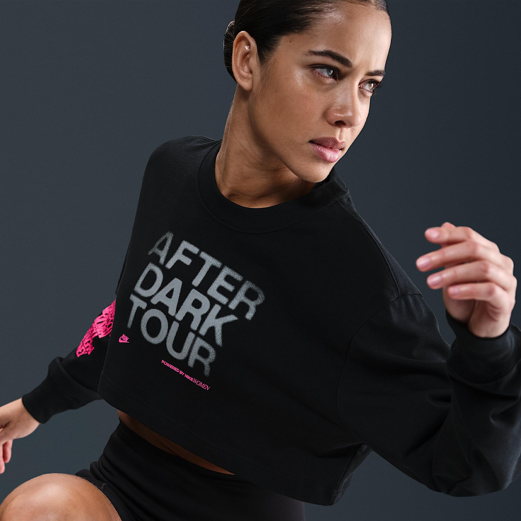 Nike Womens After Dark Tour Oversized Long-Sleeve Cropped T-Shirt | IF4069-010 Product Image