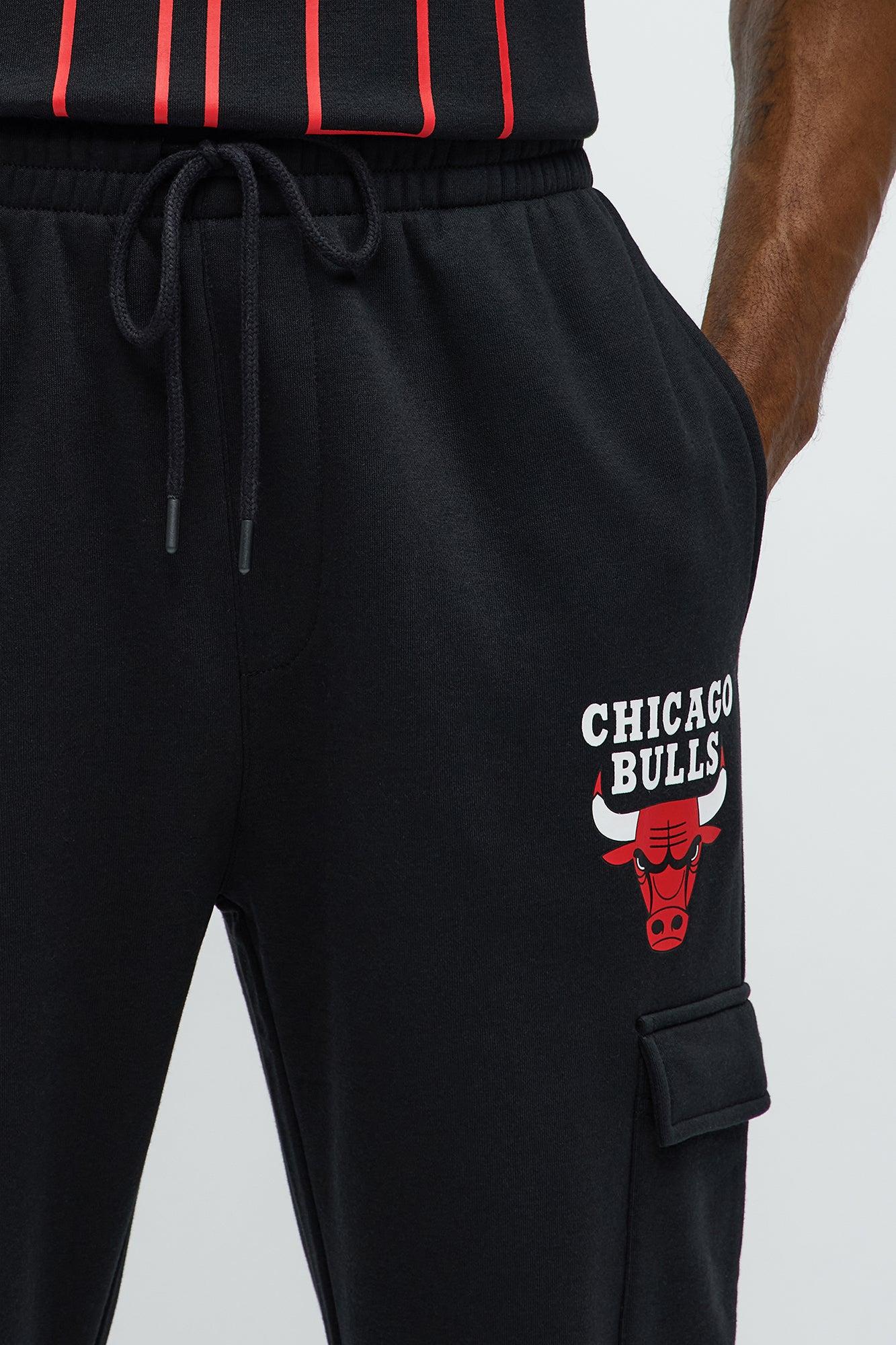 Bulls Cargo Sweatpants - Black Product Image