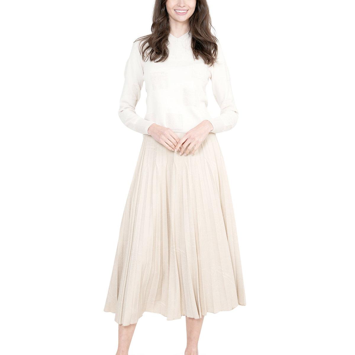 Ginger Square Jacquard Knit V-Neck Top Product Image