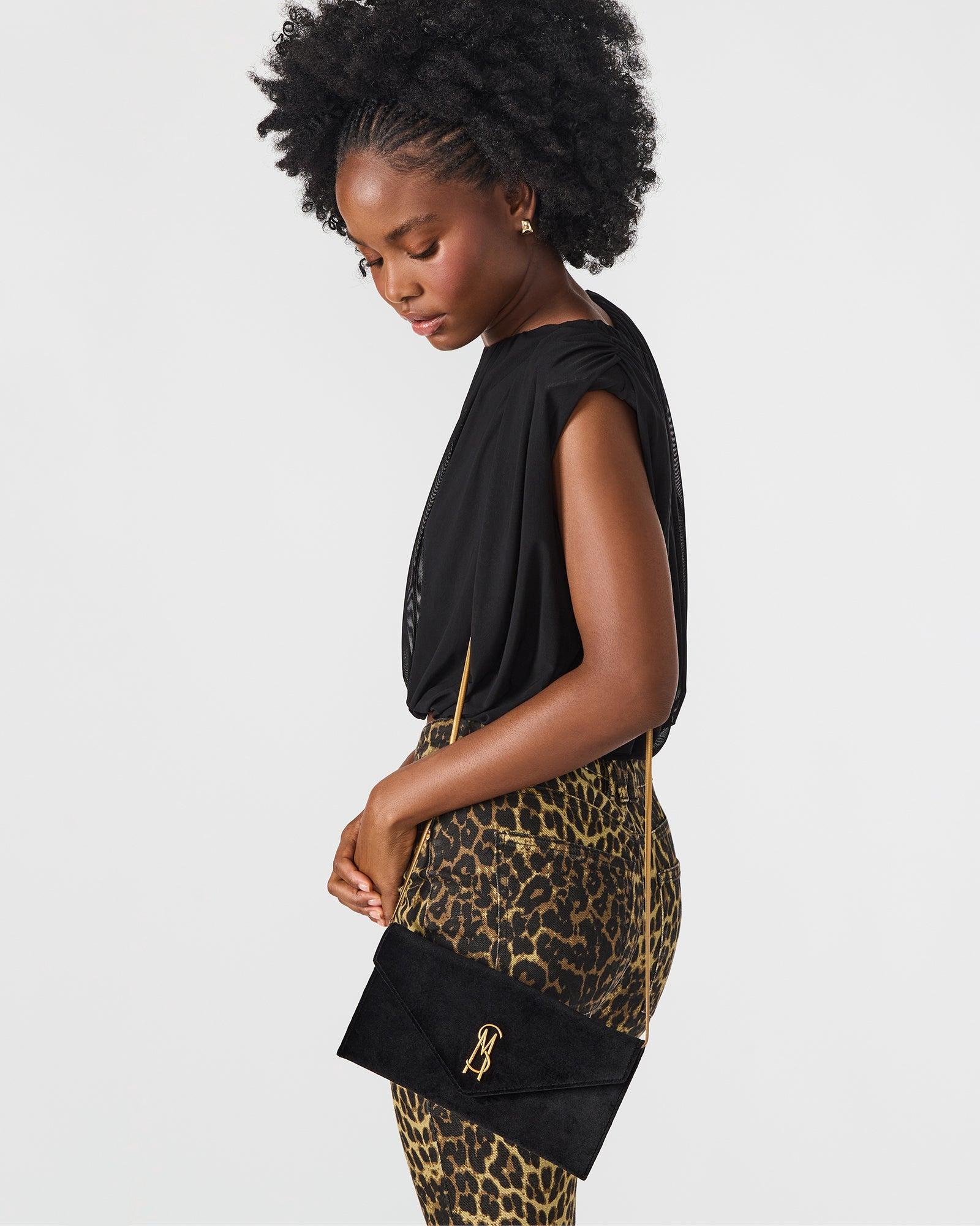 SMOOTH BAG BLACK VELVET Female Product Image