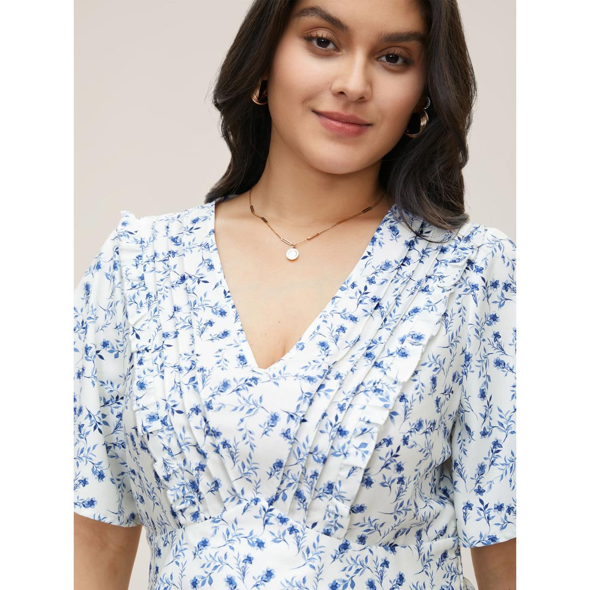 Plus Size Purple Floral Pleated Elastic Waist Ruffle Sleeve Blouse Women Timeless Half Sleeve V-neck Elegant Blouses BloomChic 14-16/1X Product Image