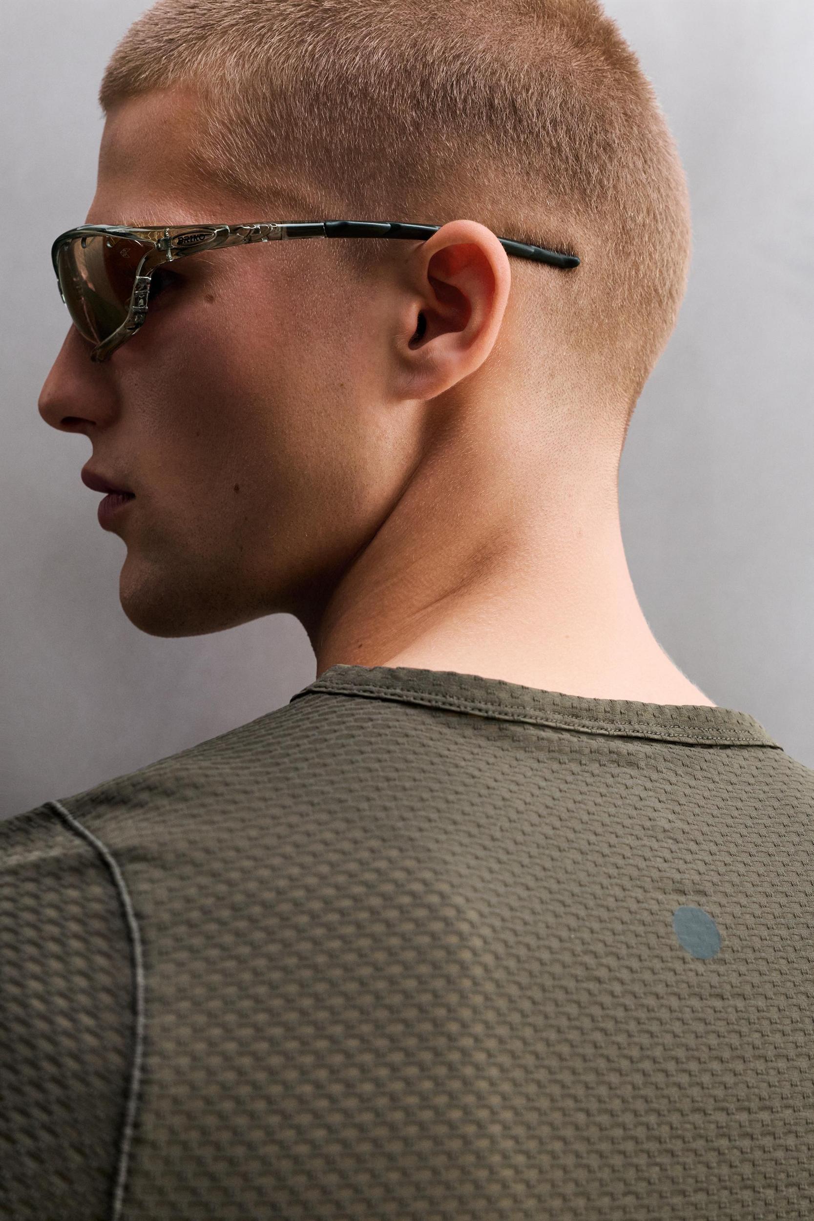 GRAVEL FIRST LAYER T-SHIRT Product Image