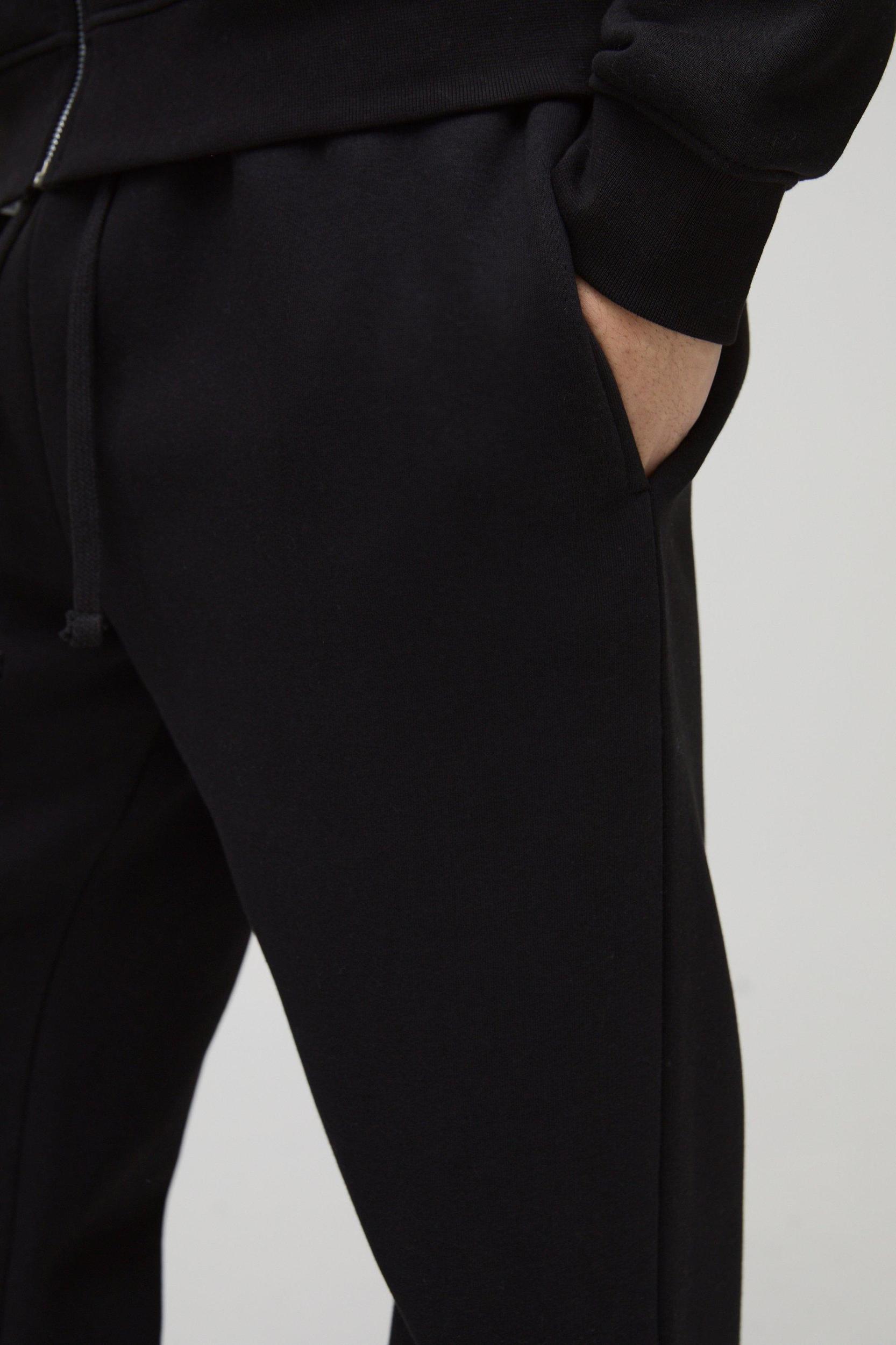 330GSM Straight Fit Basic Sweatpants | boohooMAN USA Product Image