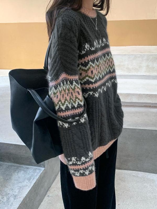 Vintage Jacquard Cable Knit Pullover Sweater Product Image