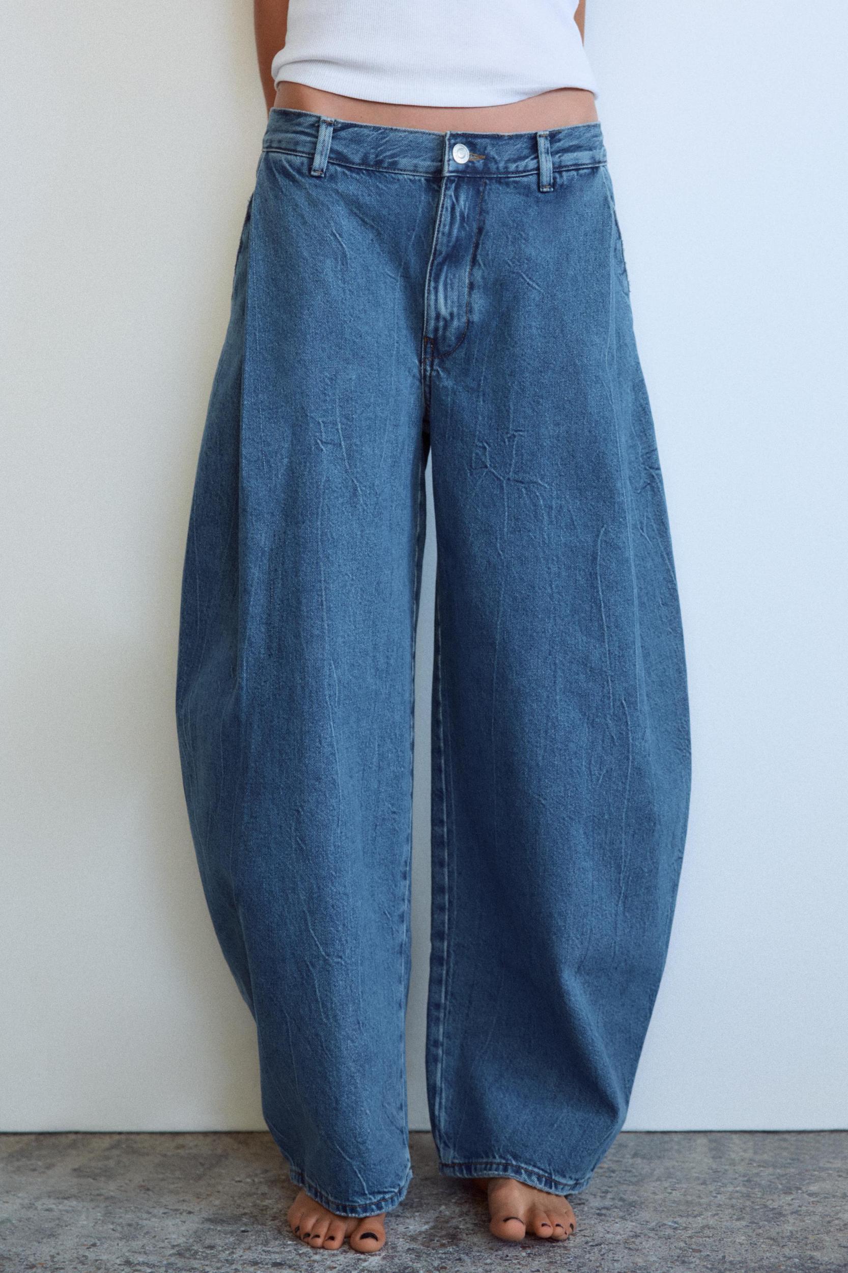 TRF LOW-RISE PLEATED JEANS Product Image