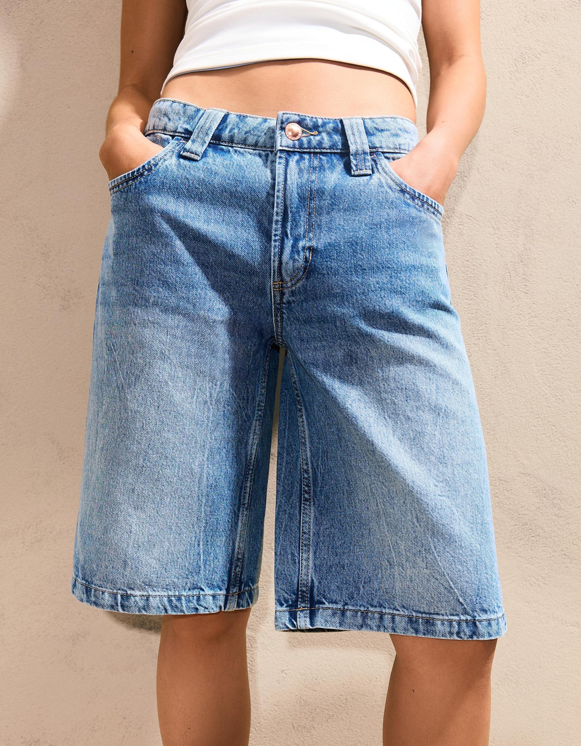 Baggy denim shorts Product Image