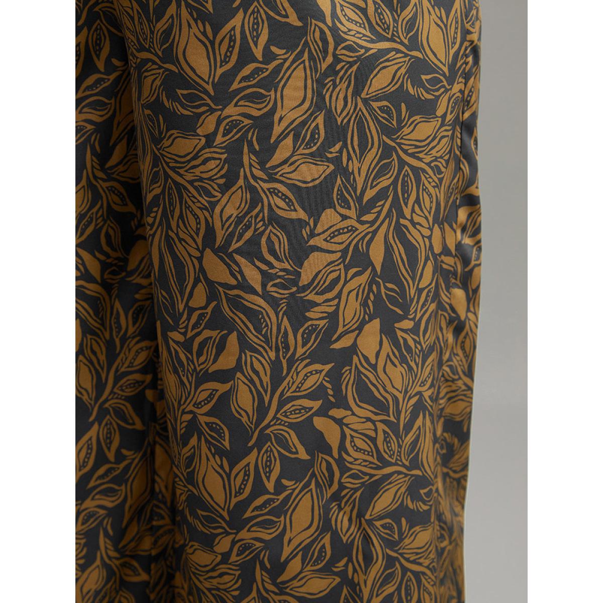 Plus Size Silhouette Floral Print Elastic Waist Wide Leg Pants Women Black Vacation Wide Leg High Rise Dailywear Pants BloomChic 12/L Product Image