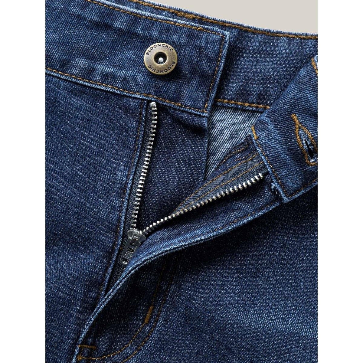 Plus Size Faded Wash Straight-Leg Denim Shorts Women Midblue No stretch Casual Slanted pocket Leisure Denim Shorts BloomChic 18/2X Product Image