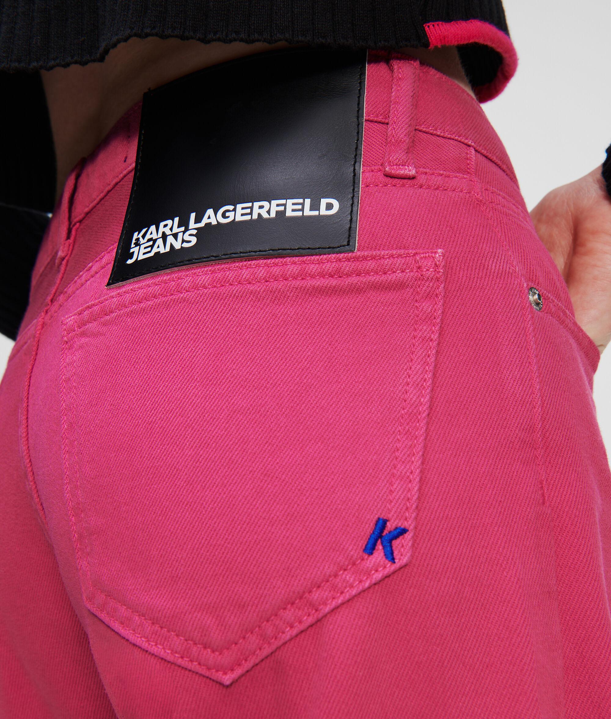 MID-RISE RELAXED JEANS Product Image