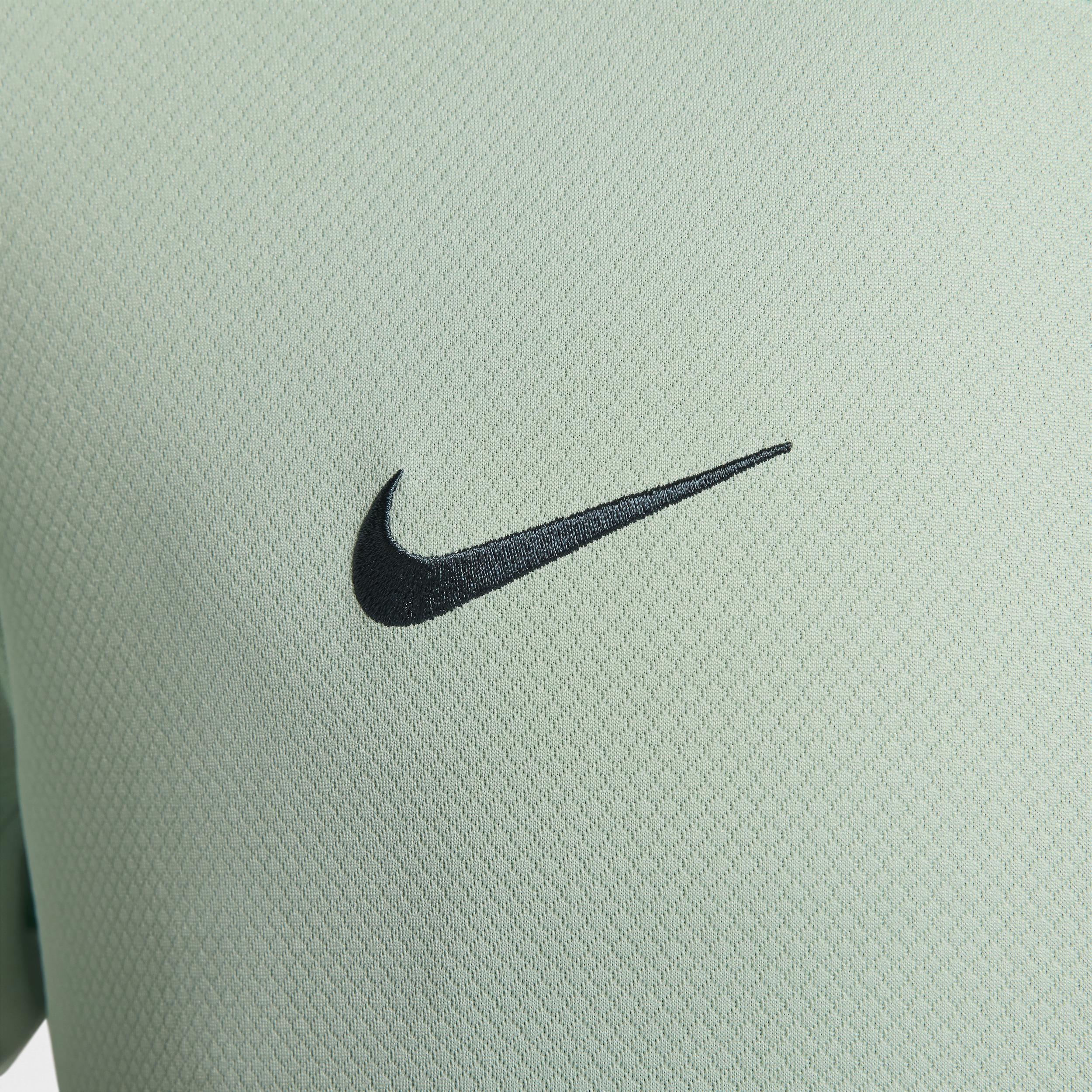Men's Nike Green Tottenham Hotspur 2024 Third Strike Performance Top,  Product Image