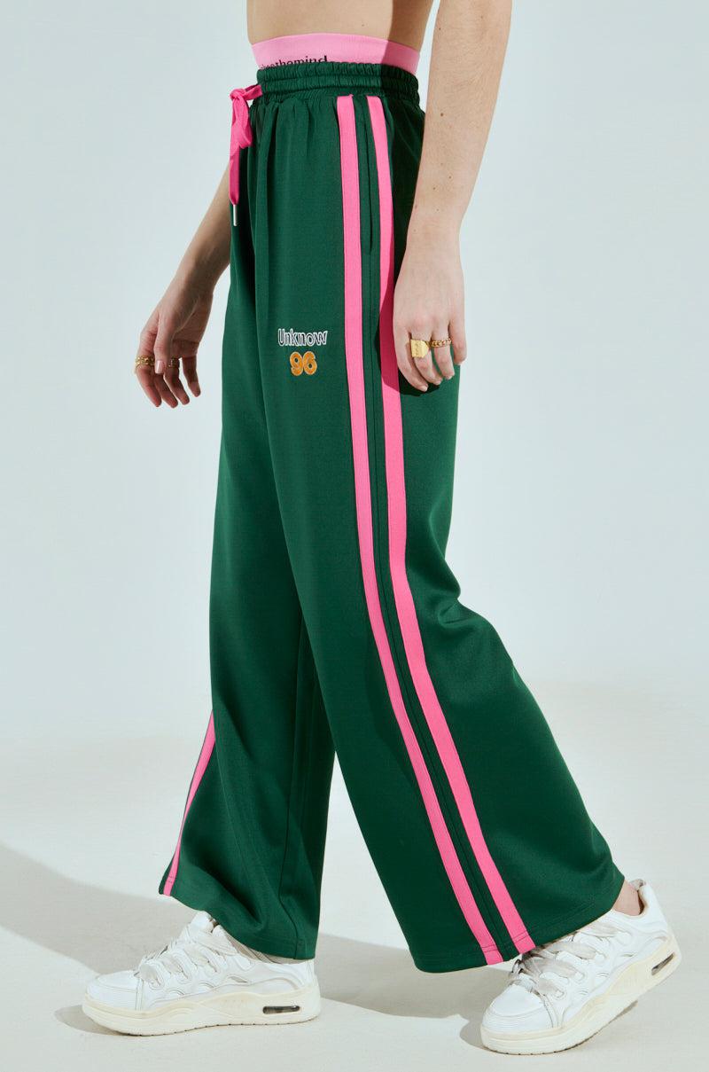 PLAY WITH ME WIDE LEG JOGGER Product Image