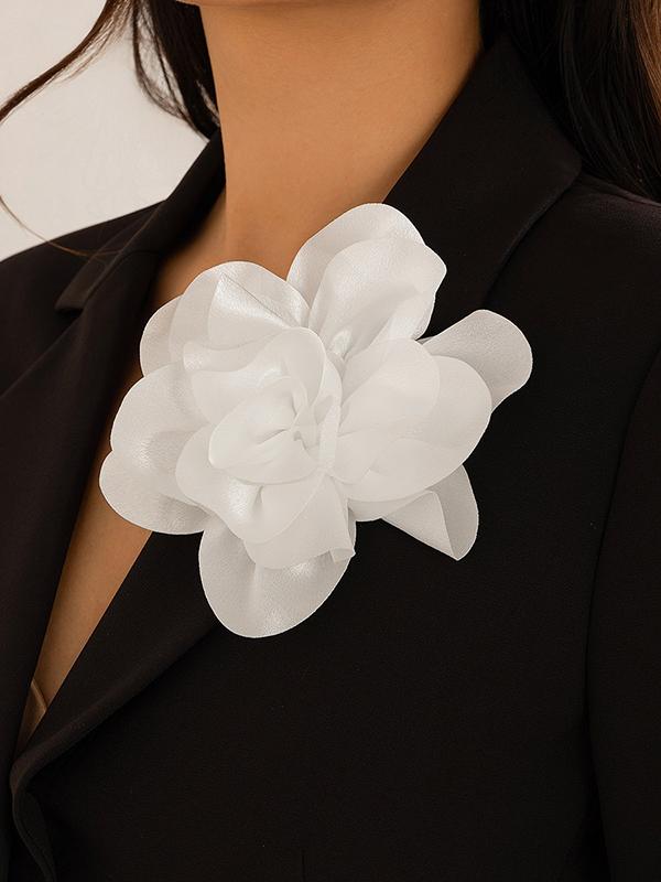 Three-Dimensional Flower Brooch Accessories Product Image