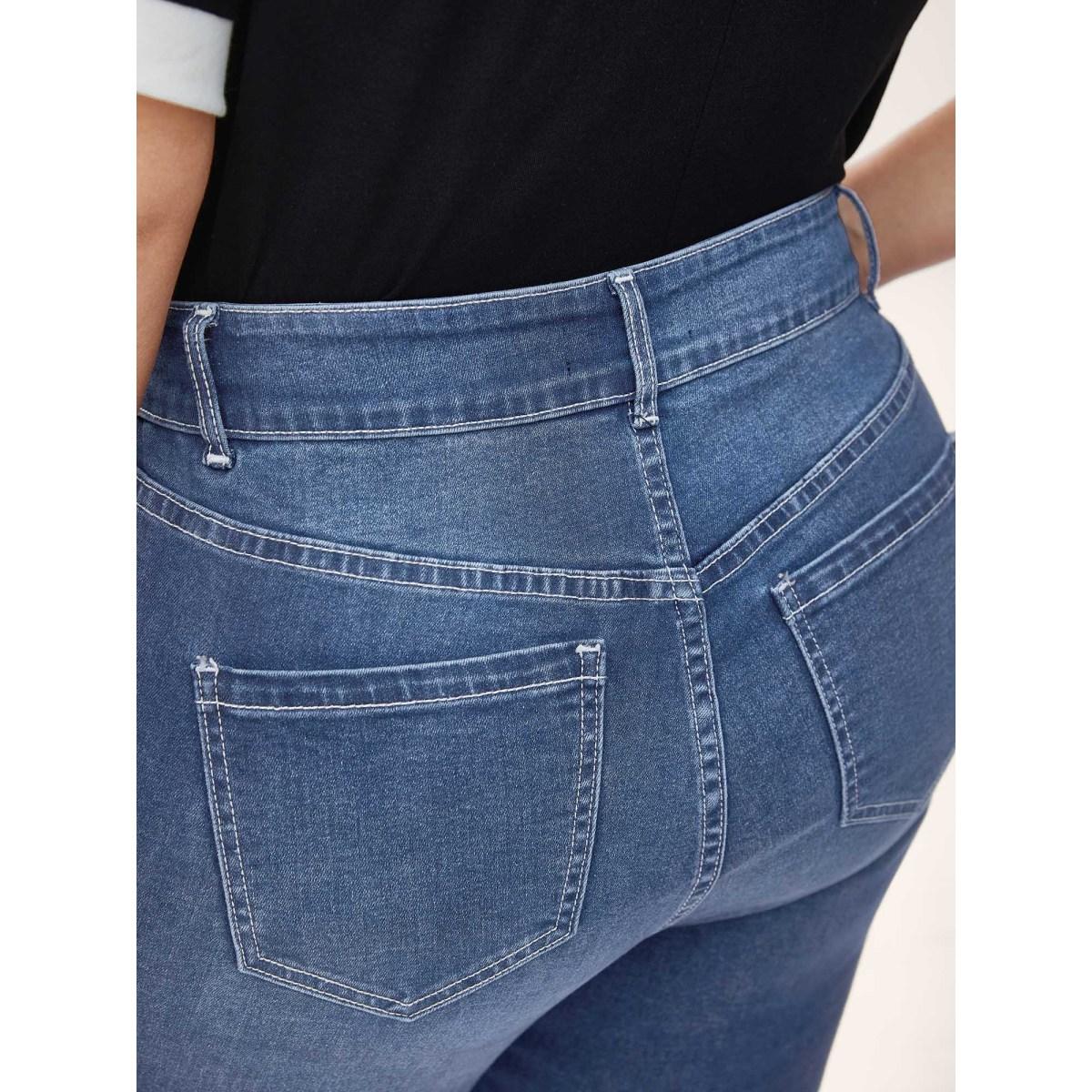 Plus Size Whiskered Wash Crop Skinny-Fit Jeans Women Denimlightblue Leisure Medium stretch Slanted pocket Jeans BloomChic 28/5X Product Image