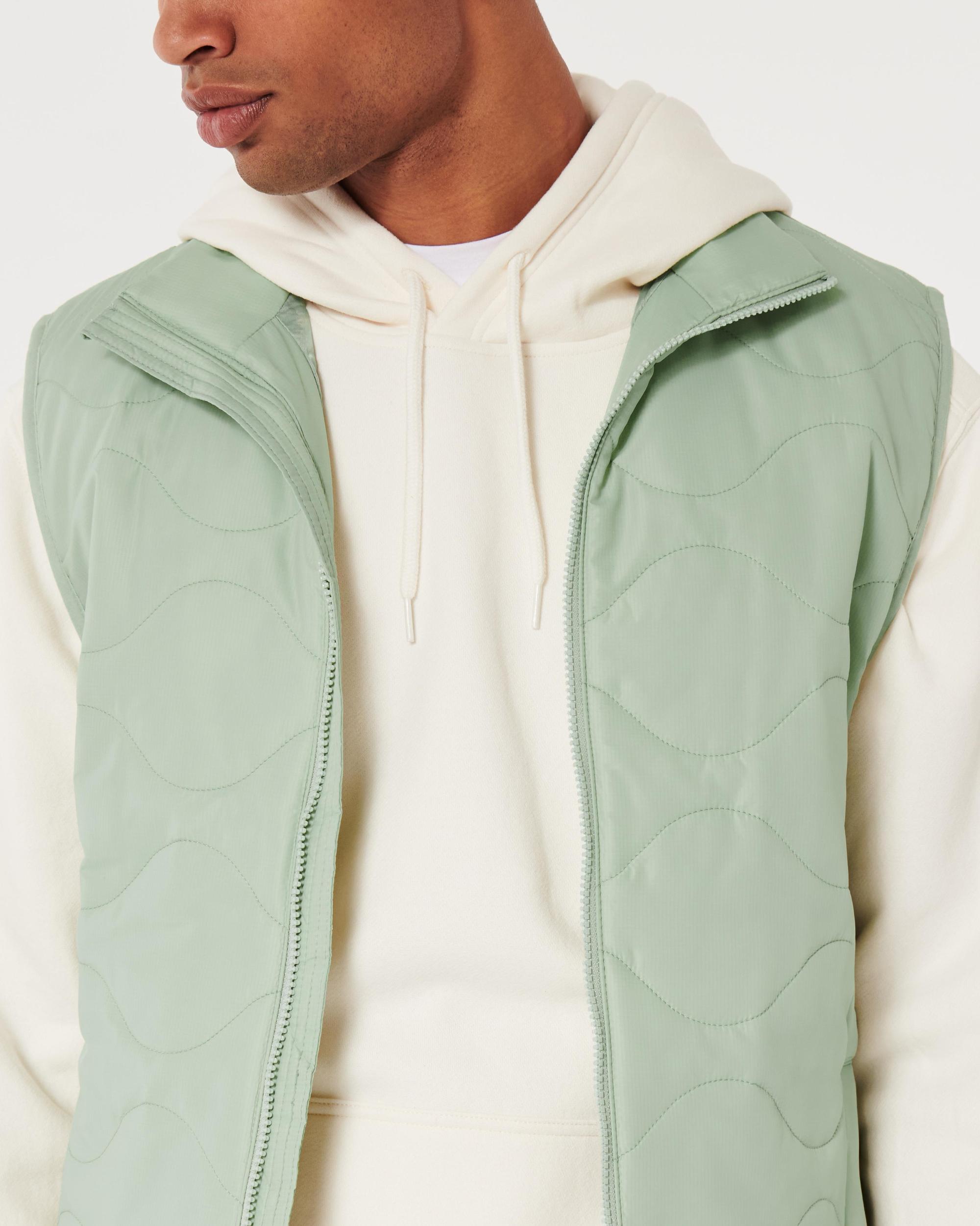 Onion-Quilted Puffer Vest Product Image