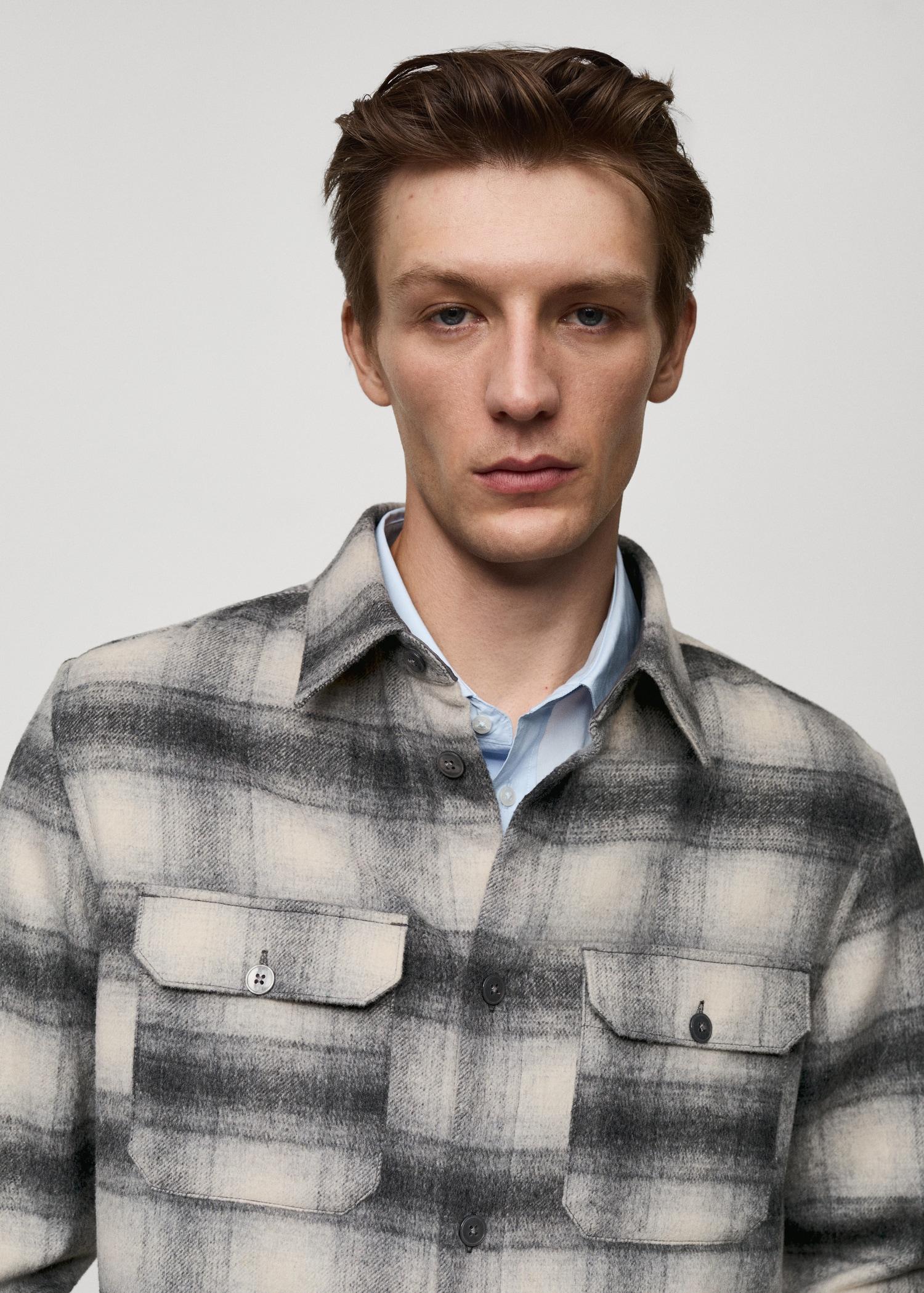 Plaid wool overshirt with pockets - Men | MANGO USA Product Image