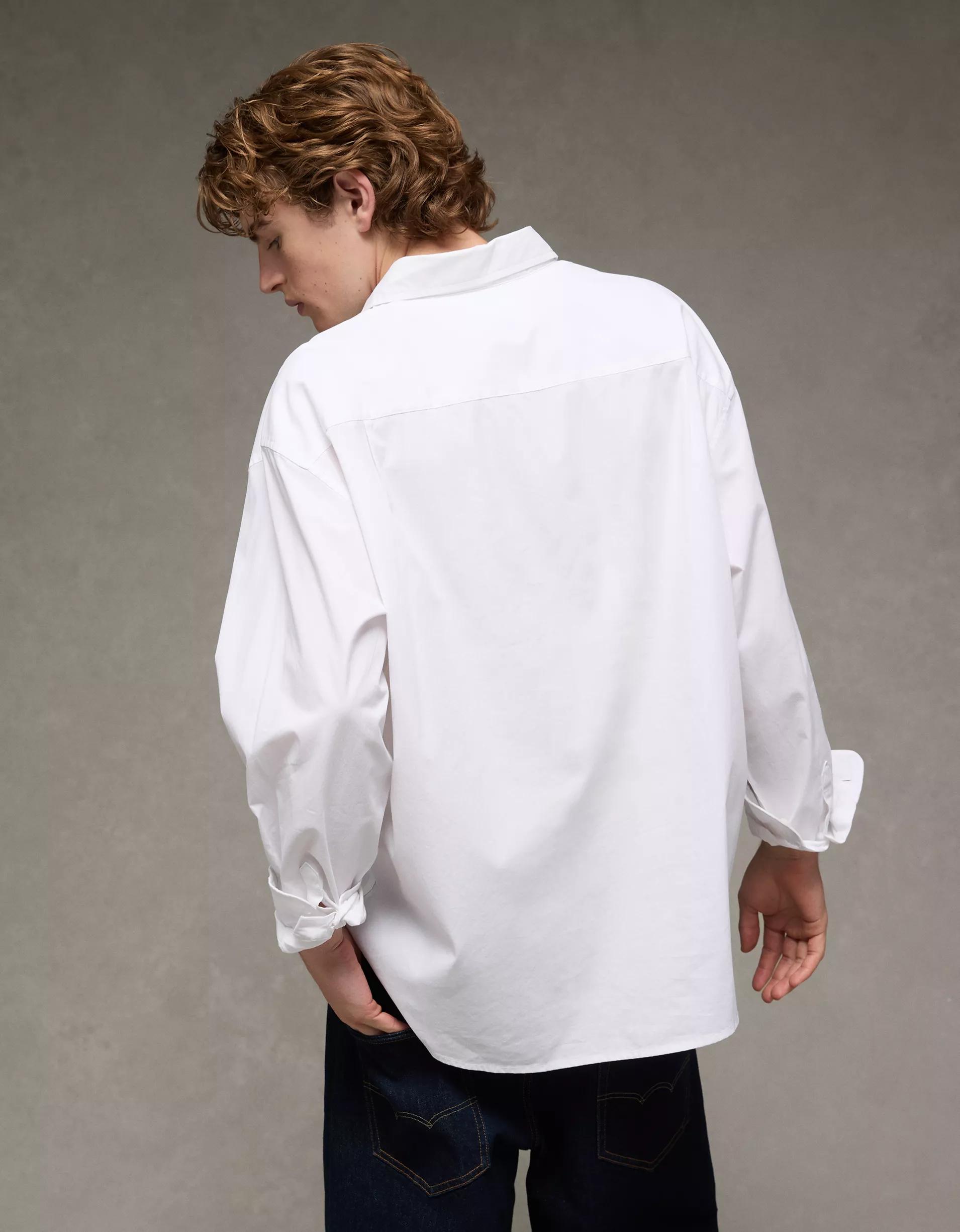 AE Everyday Relaxed Fit Poplin Button-Up Shirt Product Image