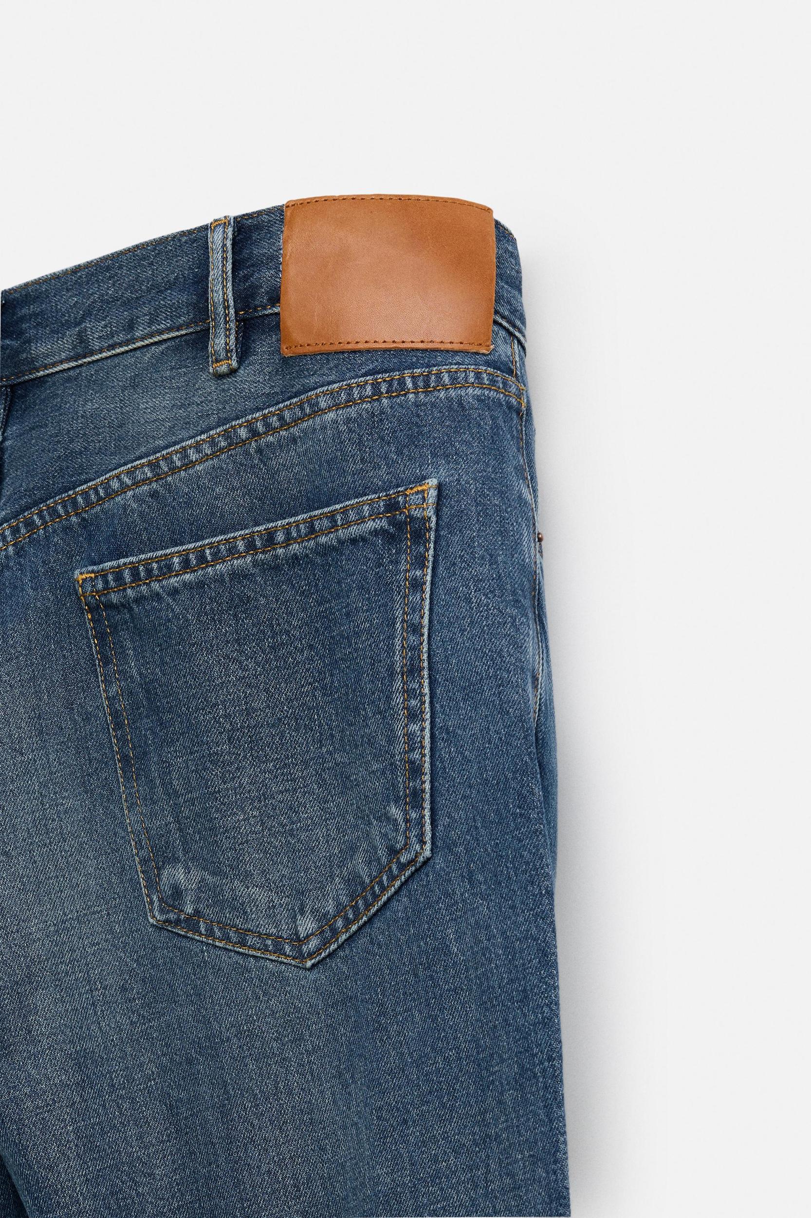 FLARE FIT JEANS Product Image