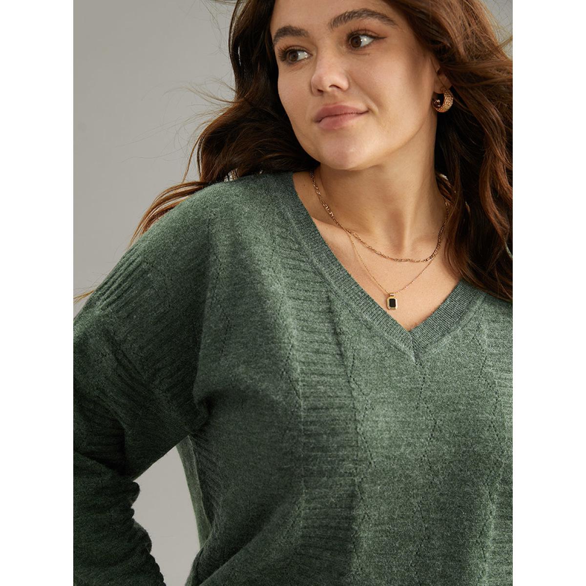 Plus Size Supersoft Essentials Plain Texture V Neck Pullover DarkGreen Women Casual Loose Long Sleeve V-neck Dailywear Pullovers BloomChic 28/5X Product Image