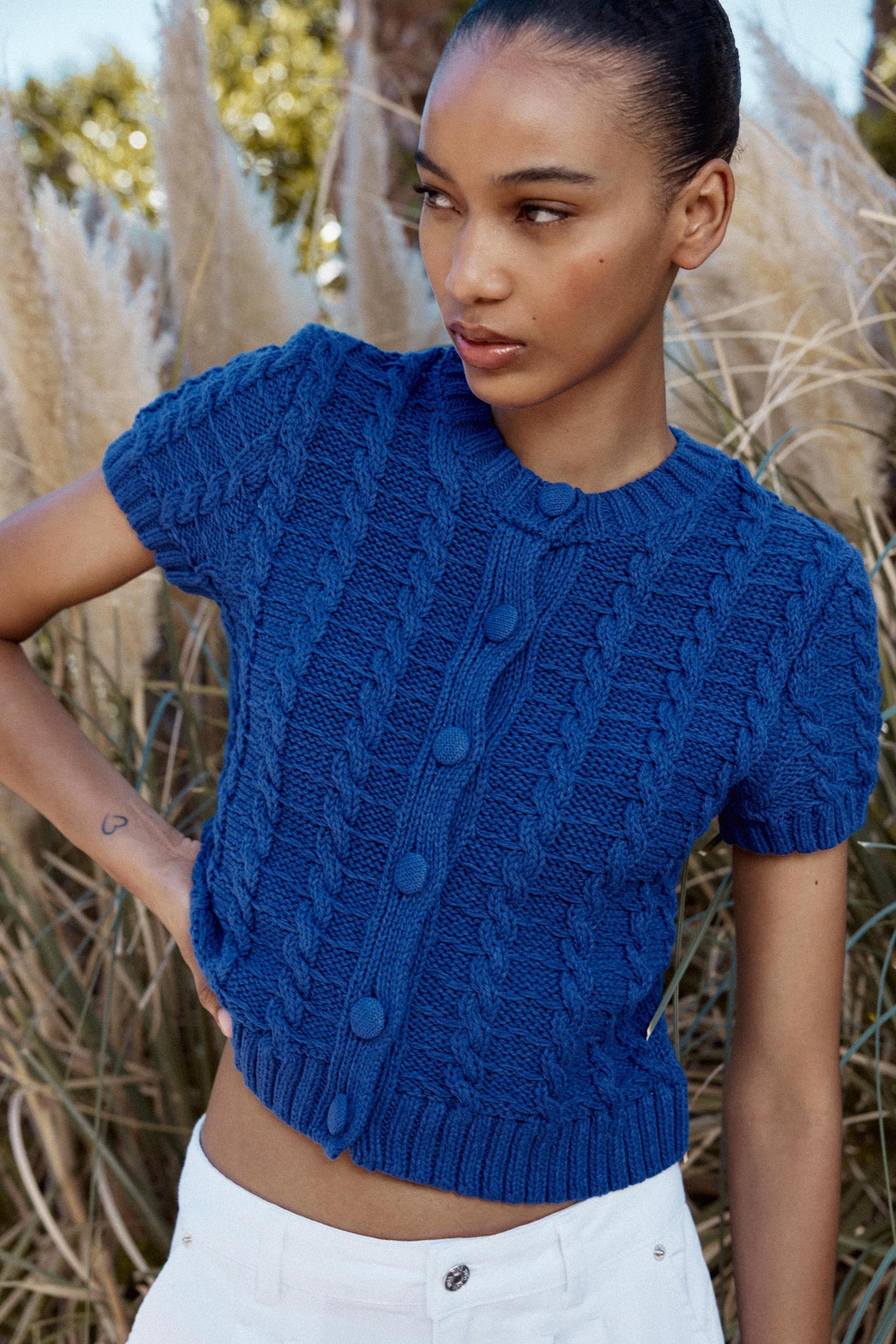 KNIT CARDIGAN WITH SHORT SLEEVES Product Image