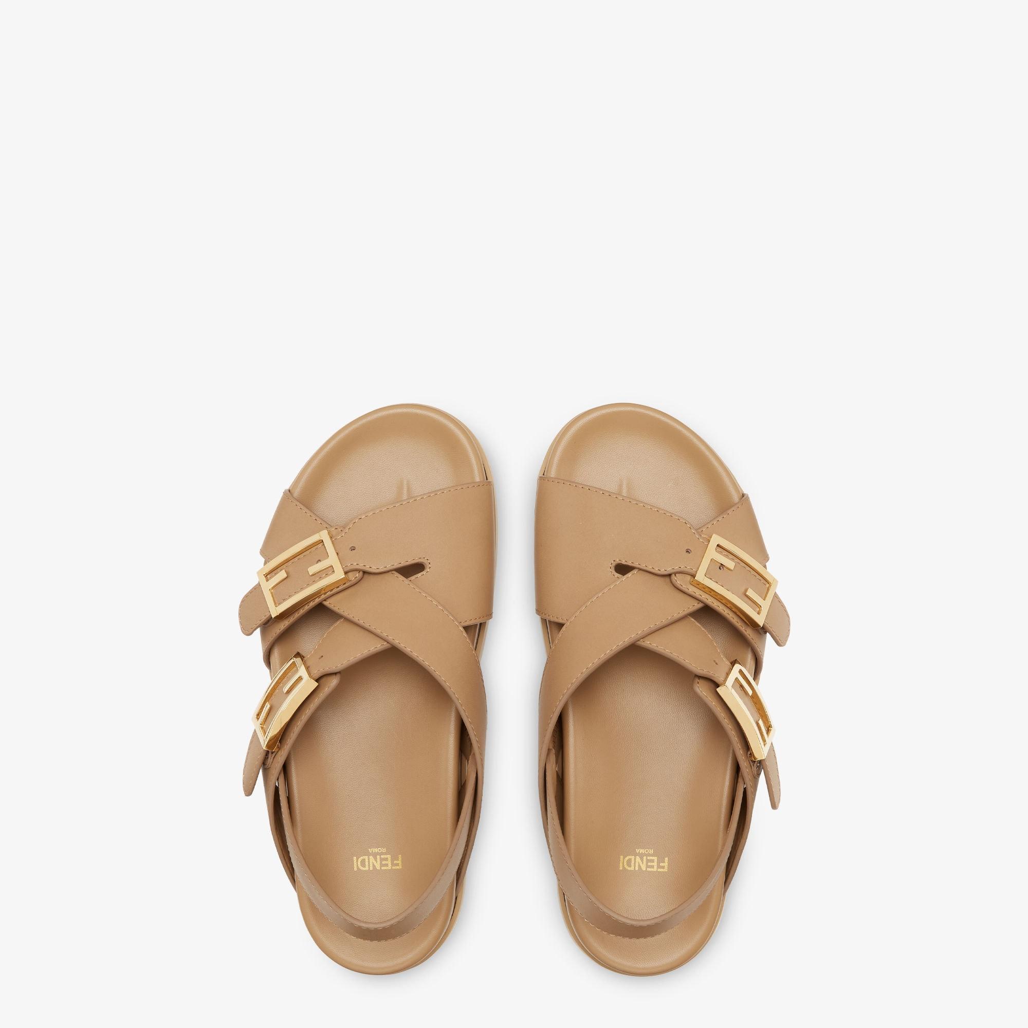 Fendi FeelBeige leather slides Product Image