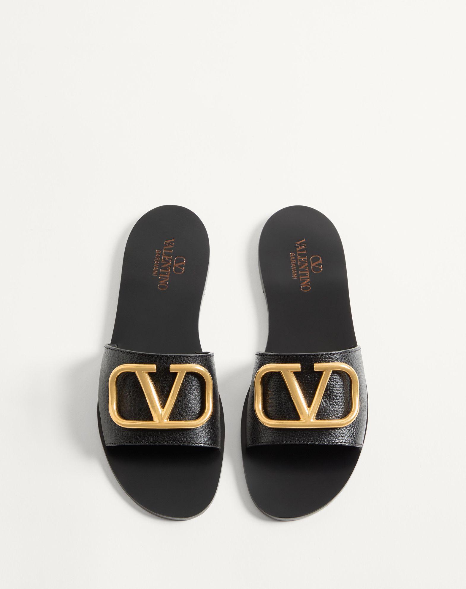 Vlogo Signature Slide Sandal In Grainy Cowhide With Accessory Product Image