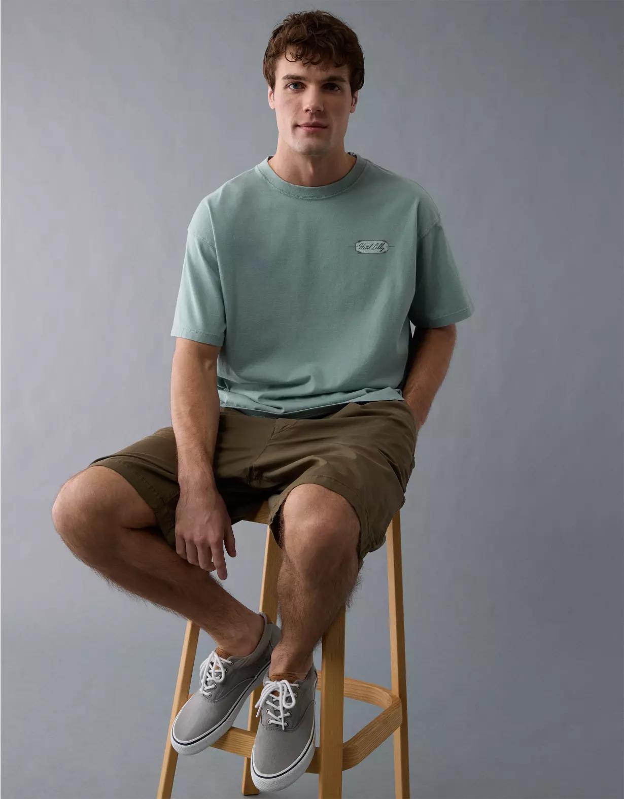 AE Boxy Graphic T-Shirt Product Image