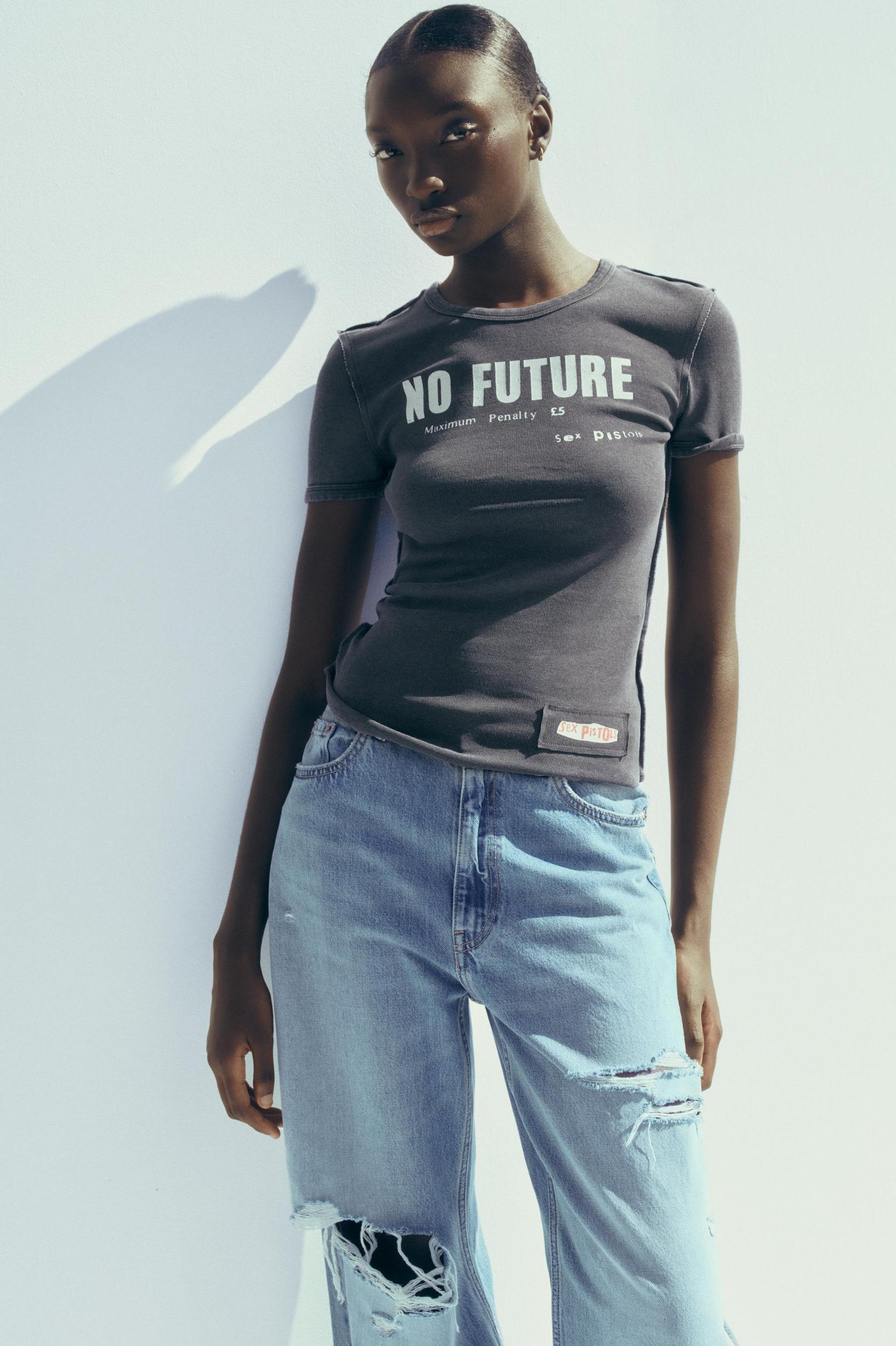 WASHED EFFECT T-SHIRT ©SEX PISTOLS Product Image