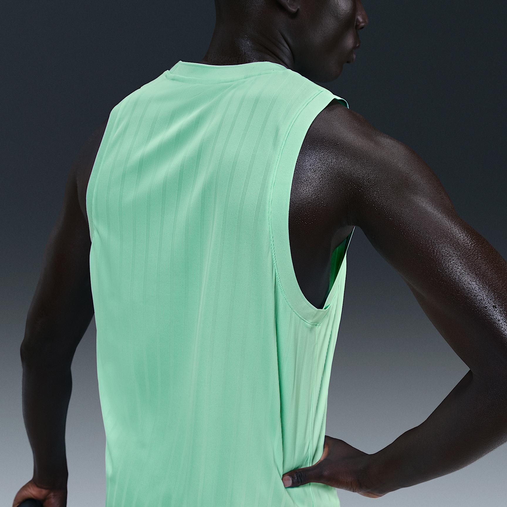 NikeCourt Slam Men's Dri-FIT ADV Tennis Tank Top Product Image