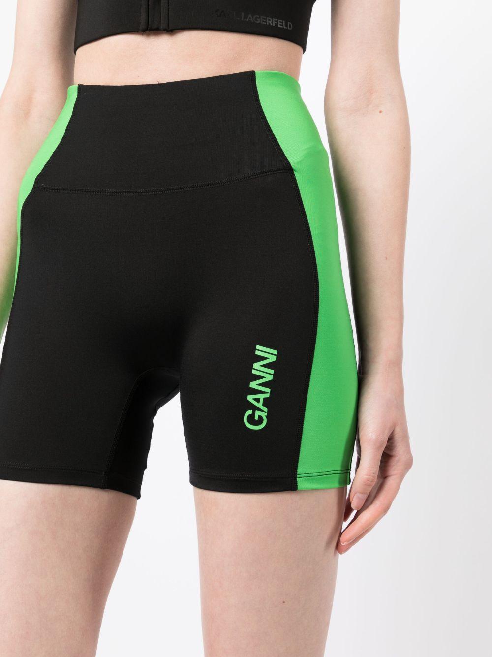 Active high-waist cycling shorts Product Image
