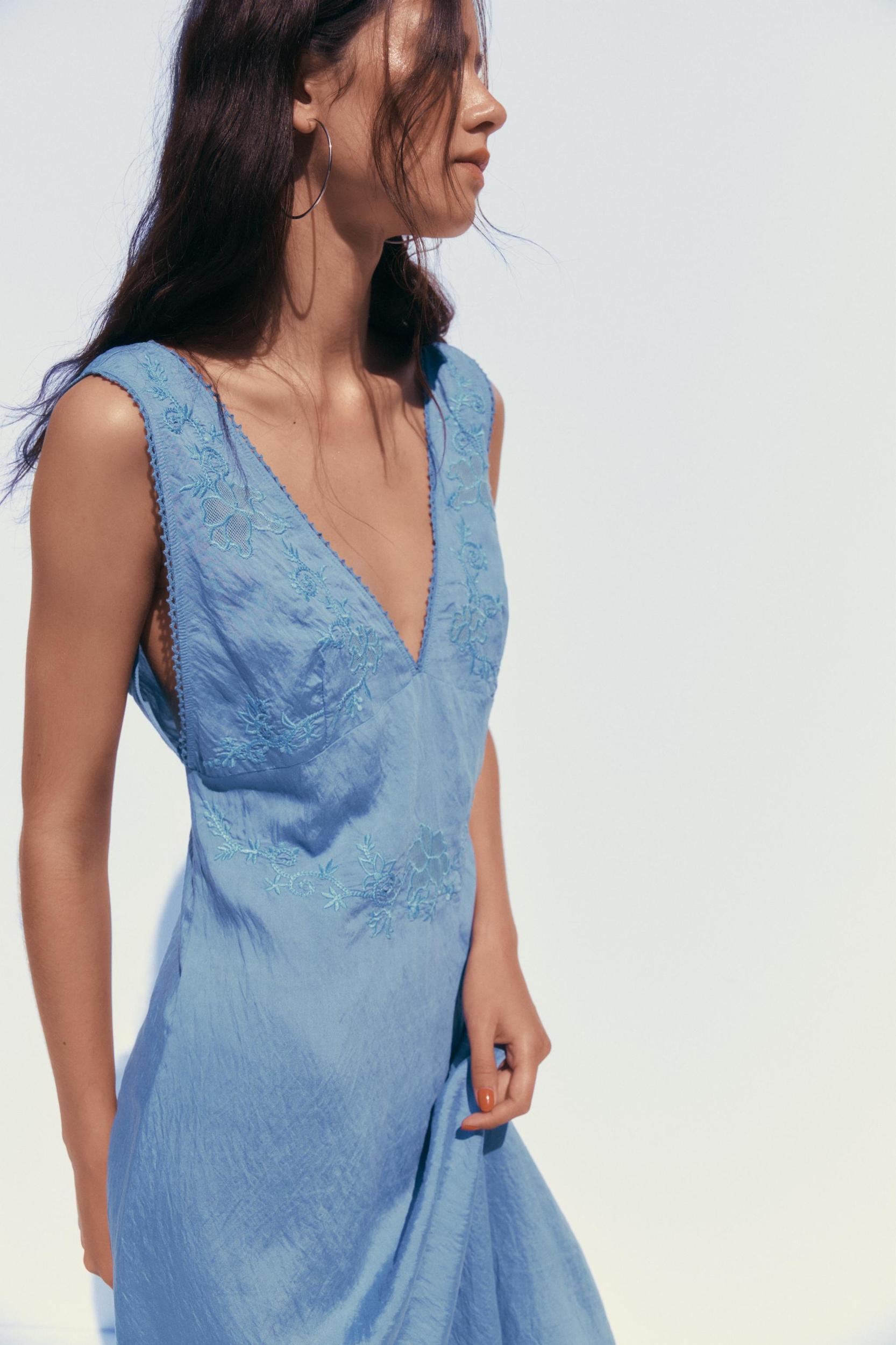 EMBROIDERED MIDI DRESS Product Image