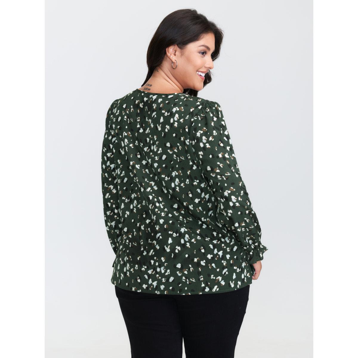 Plus Size DarkGreen Leopard Print Stretchy Cuff Sleeve Blouse Women Office Long Sleeve V-neck Office Blouses BloomChic 26/4X Product Image