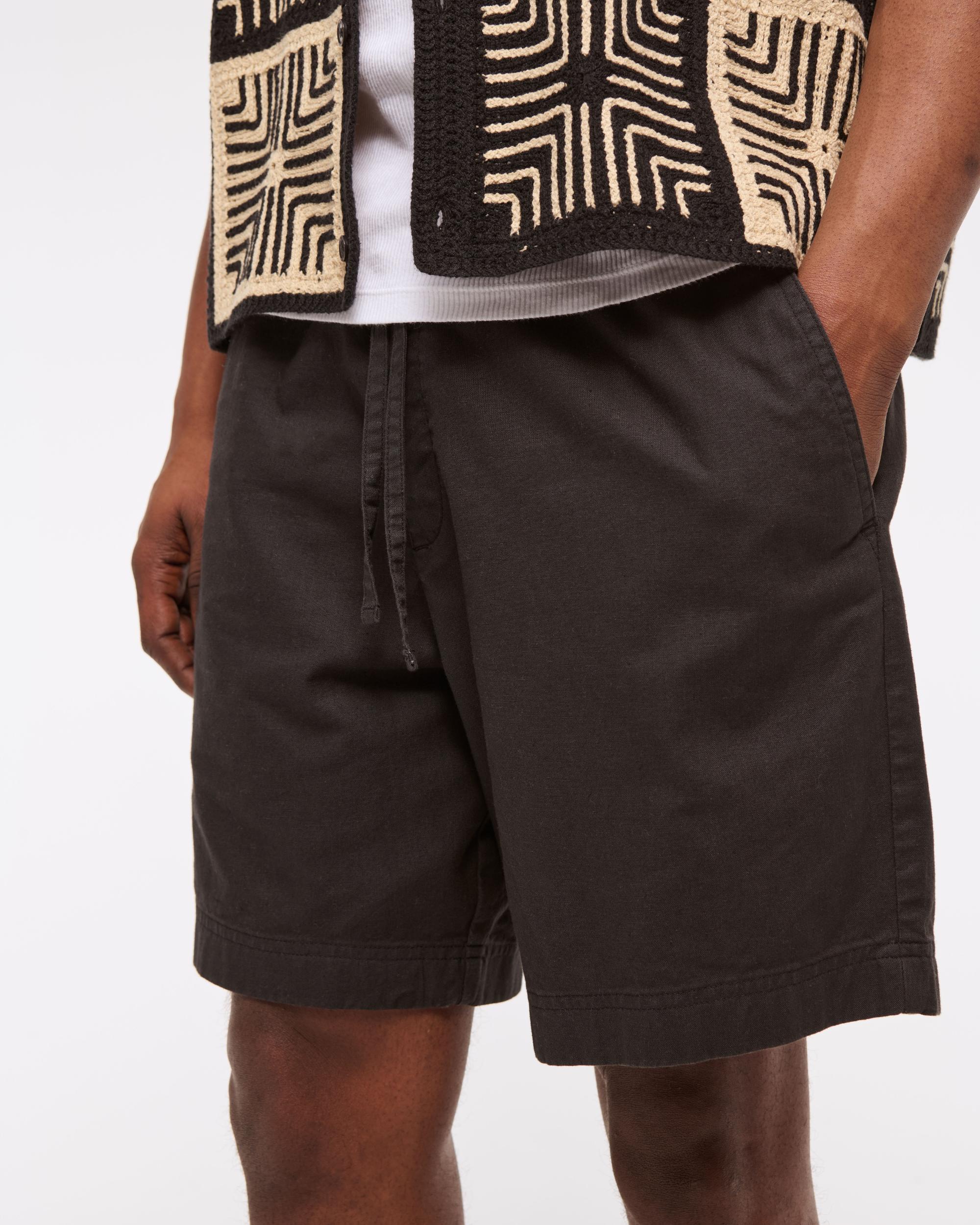 Relaxed Linen-Blend Pull-On Short Product Image