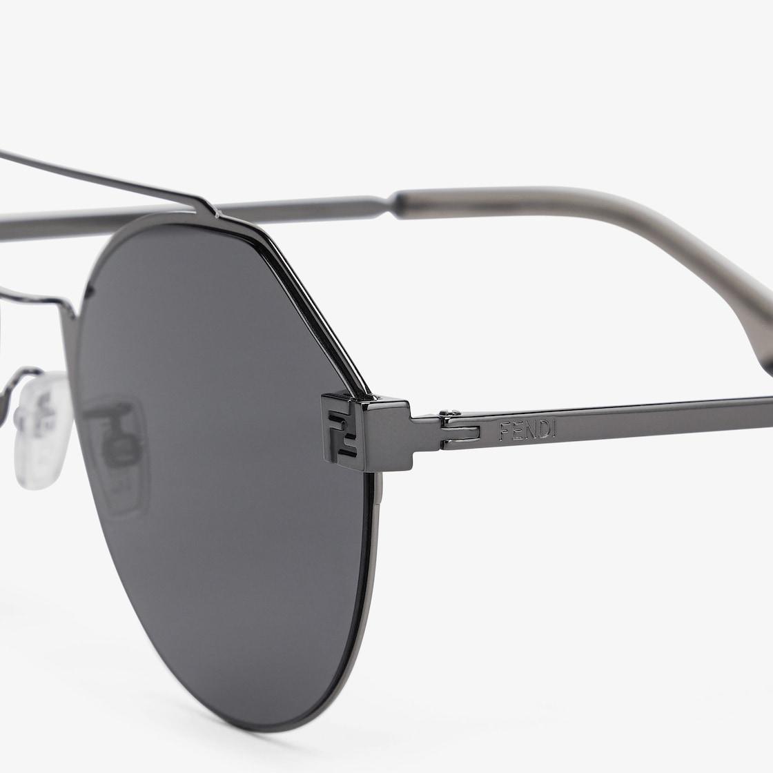 Fendi SkyBlack sunglasses Product Image