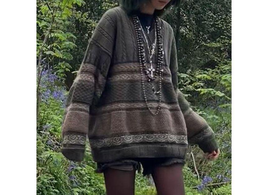 Long-Sleeve Round-Neck Striped Print Knit Sweater Product Image