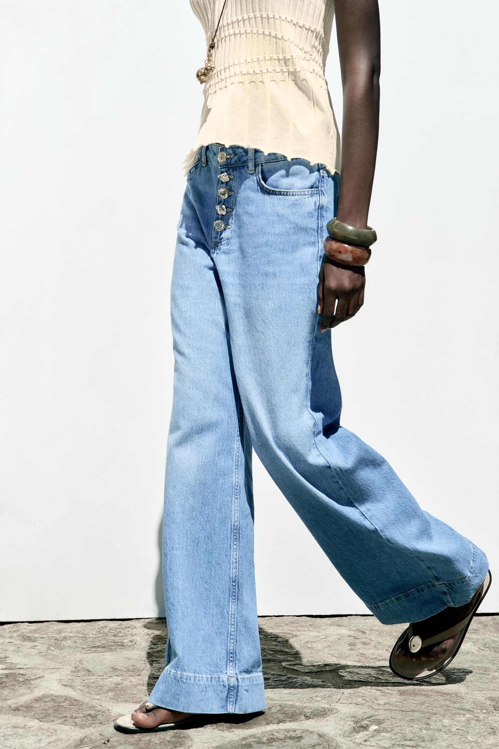Z1975 HIGH RISE WIDE LEG BUTTON JEANS Product Image