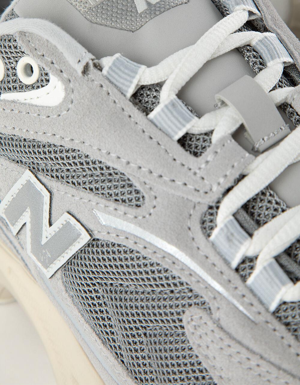 NEW BALANCE 725V1 Shoes - GRAY Product Image