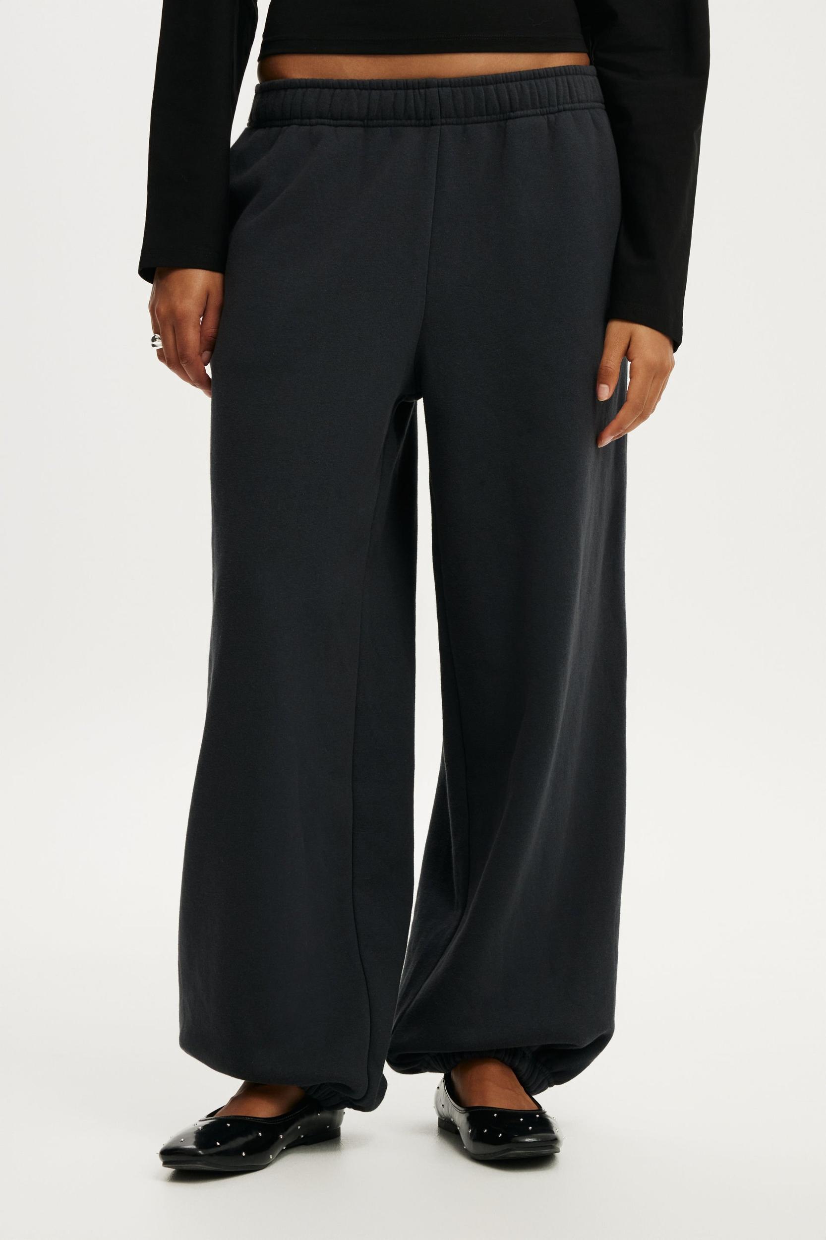 Balloon Sweatpant Product Image