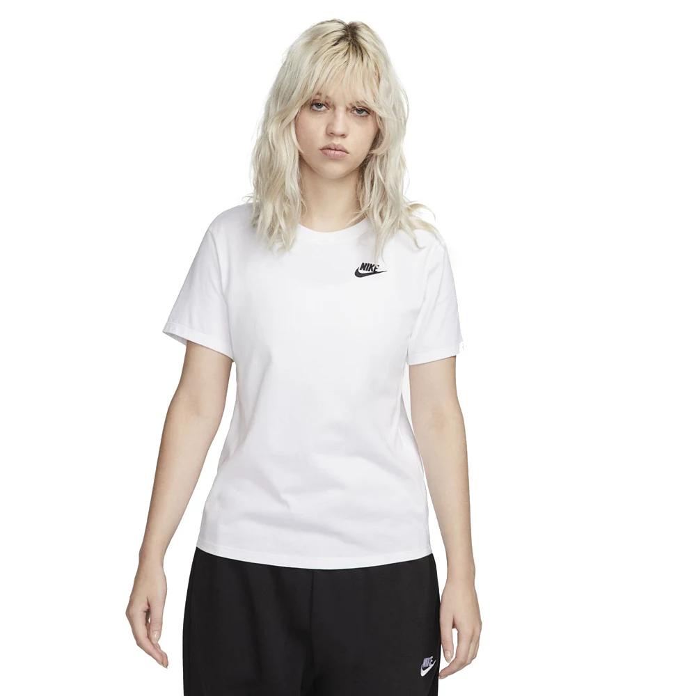 Women's Nike Sportswear Club Essentials Tee,  Product Image